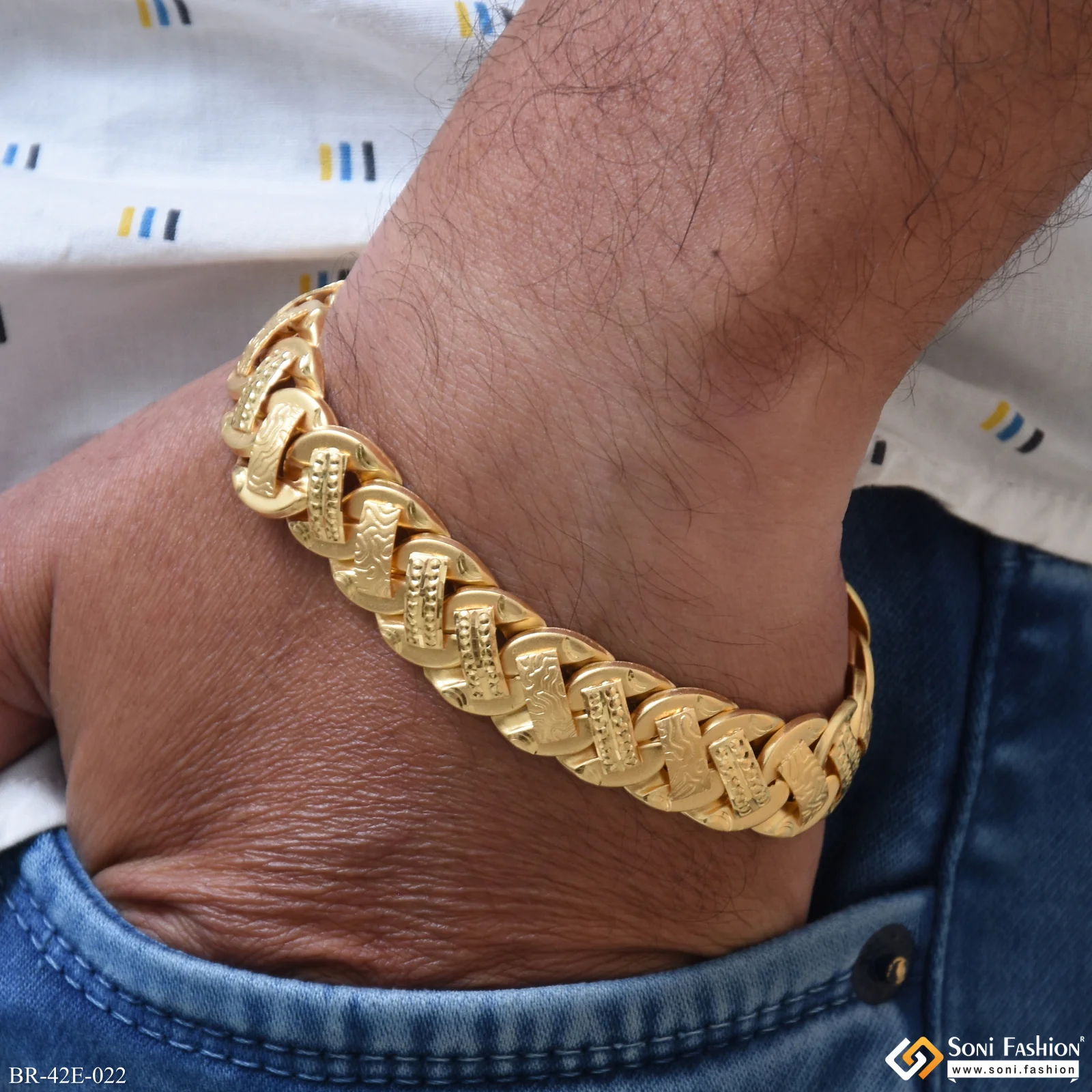 1 Gram Gold Plated Amazing Design Pokal Bracelet for Men - Style E022