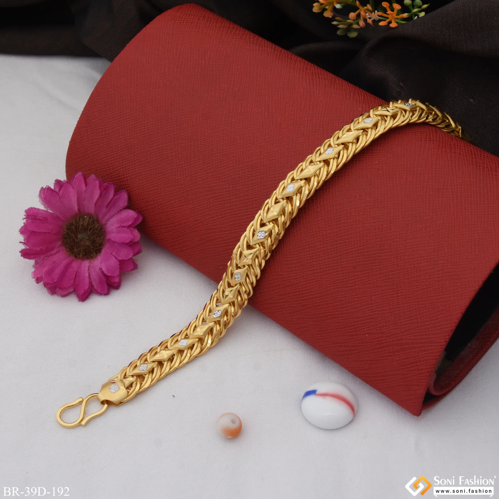 1 Gram Gold Plated Attention-Getting Design Bracelet for Men - Style D192 - Image 3