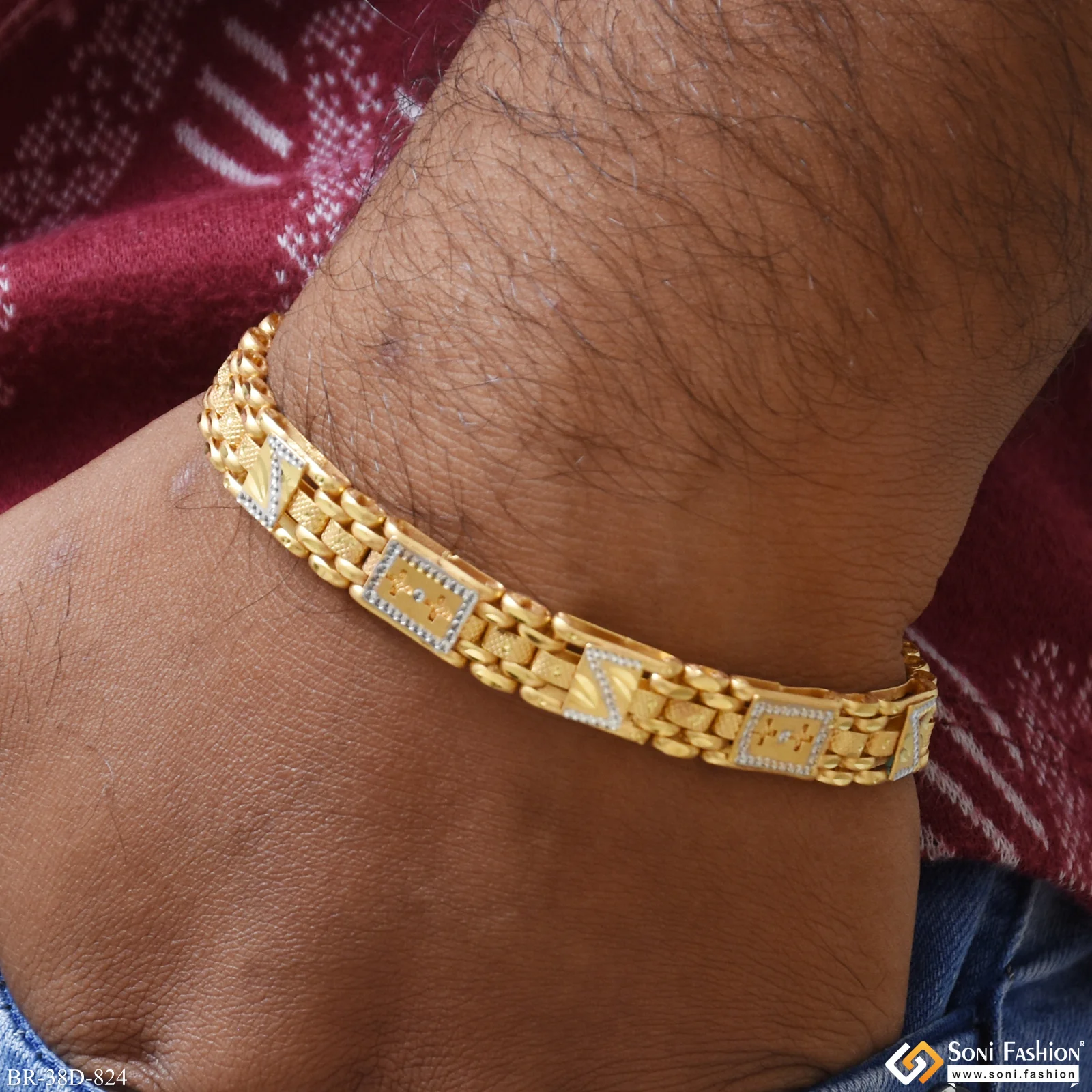 1 Gram Gold Plated Awesome Design Box Bracelet for Men - Style D824