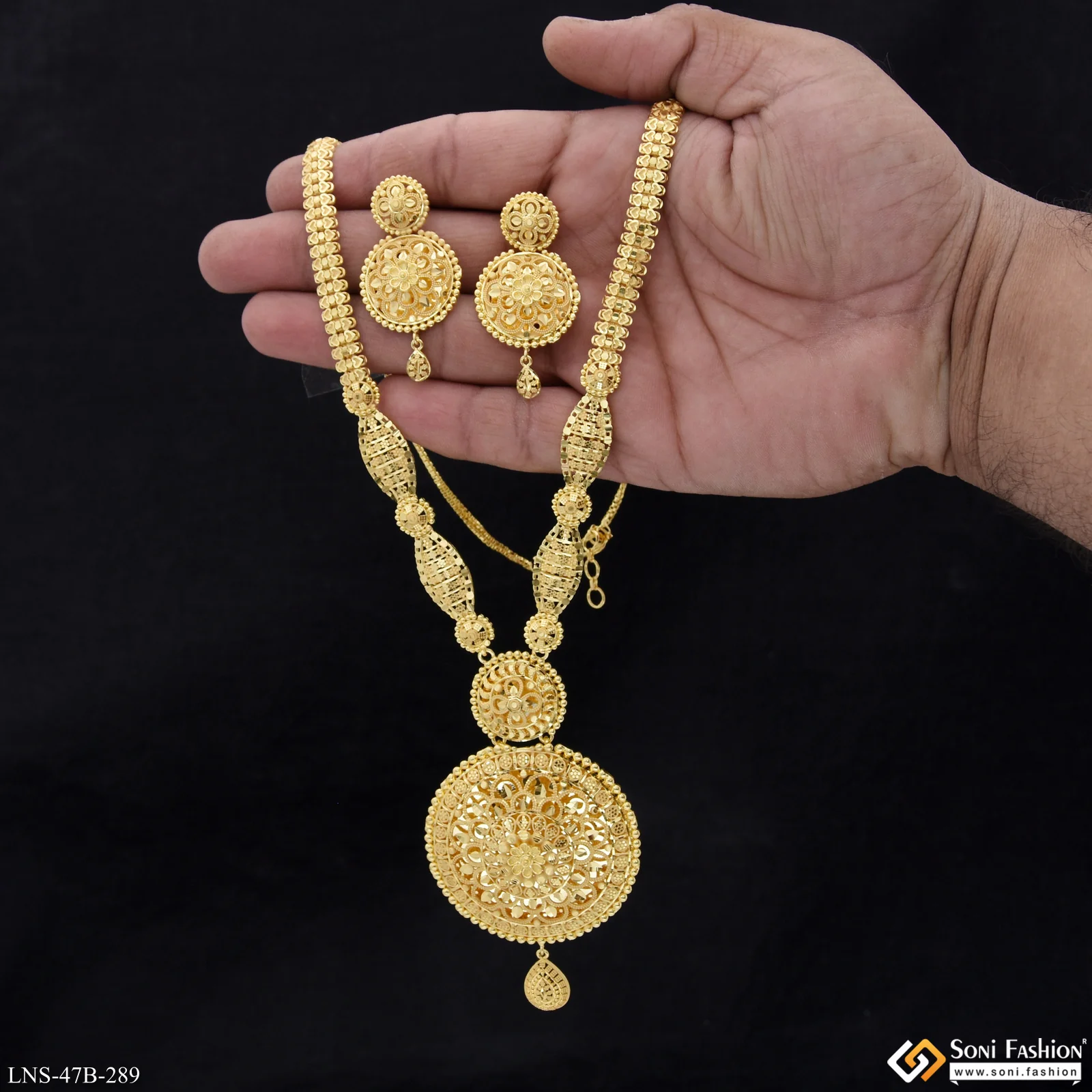 1 Gram Gold Plated Exclusive Design Necklace Set for Women - Style B289 - Image 2