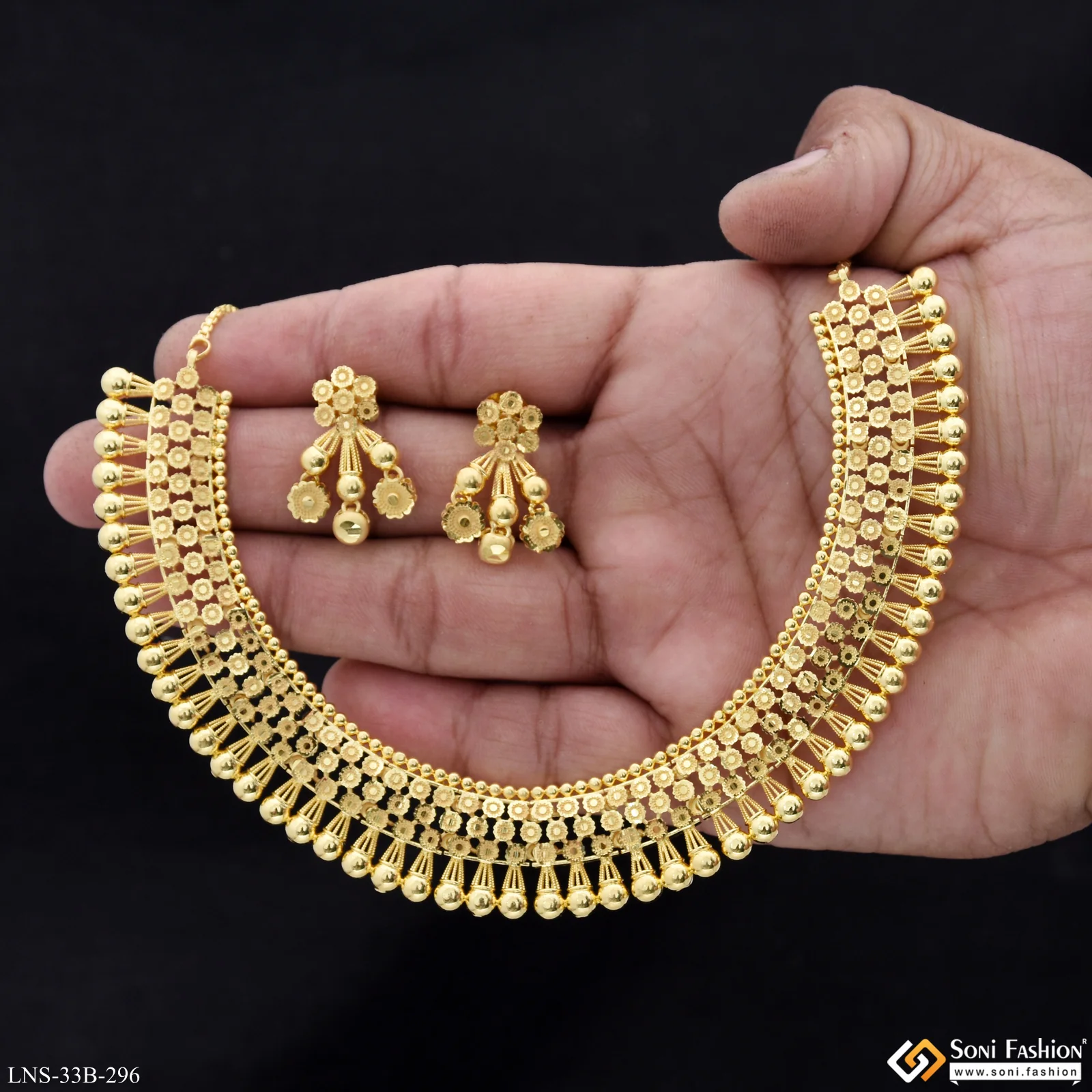 1 Gram Gold Plated Exclusive Design Necklace Set for Women - Style B296 - Image 2