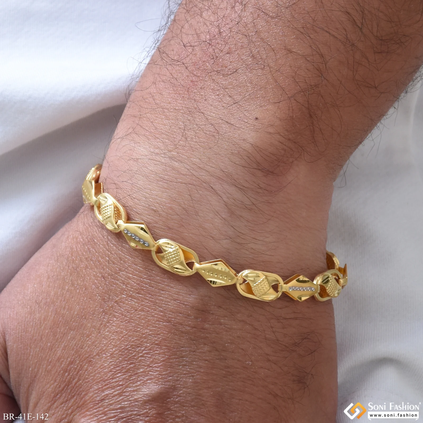 1 Gram Gold Plated Fabulous Design Kohli Bracelet for Men - Style E142