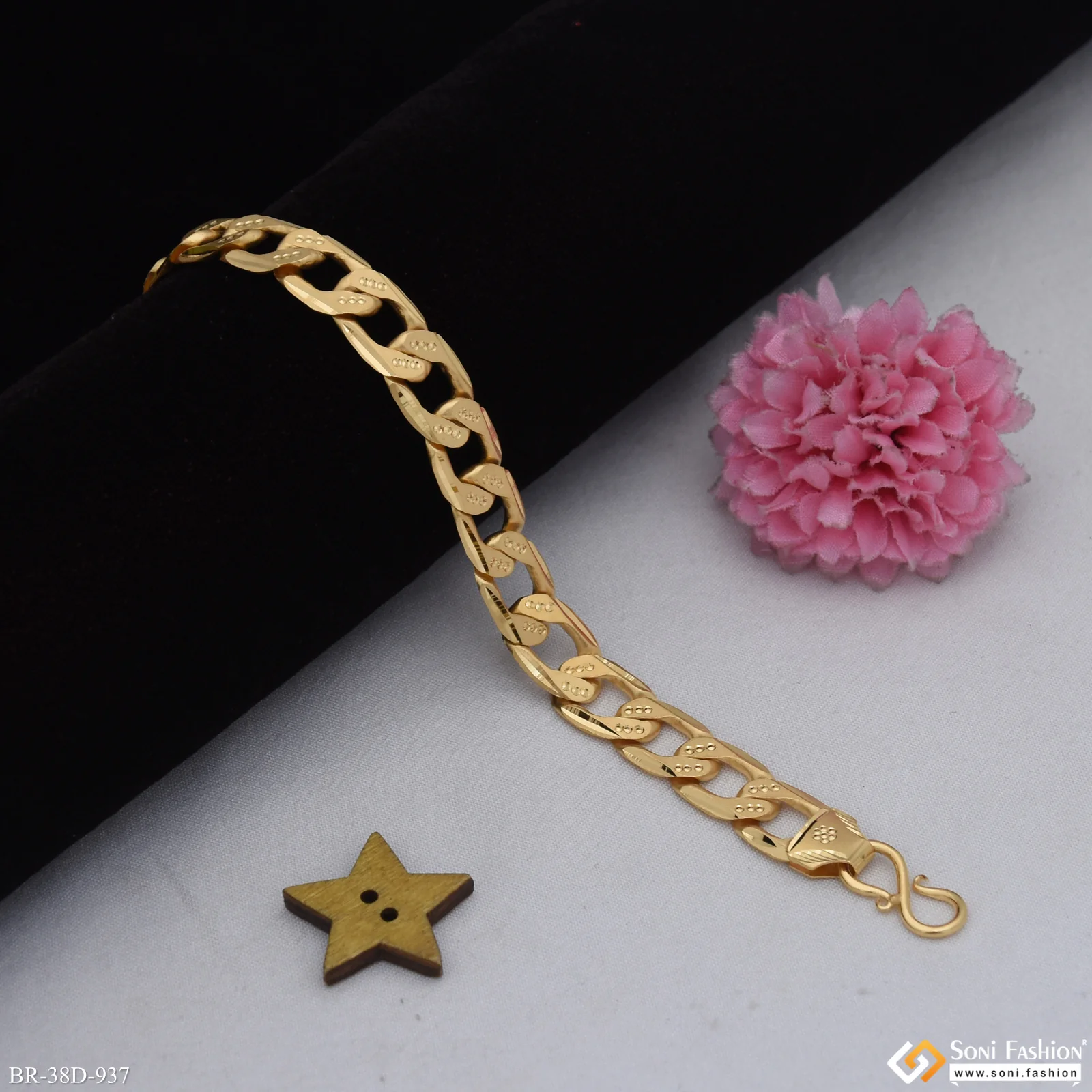 1 Gram Gold Plated Fabulous Design Link Bracelet for Men - Style D937 - Image 4