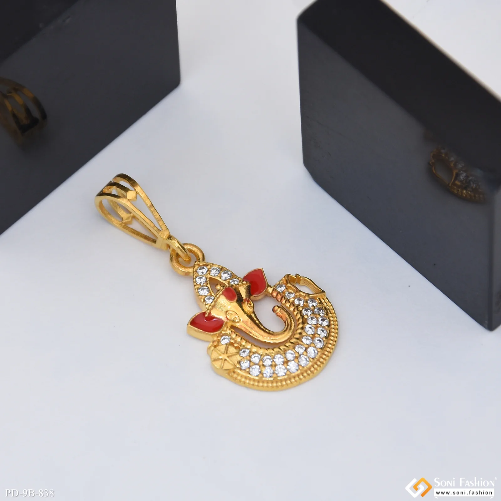 1 Gram Gold Plated Ganpati Finely Detailed Design Pendant for Men - Style B838 - Image 4