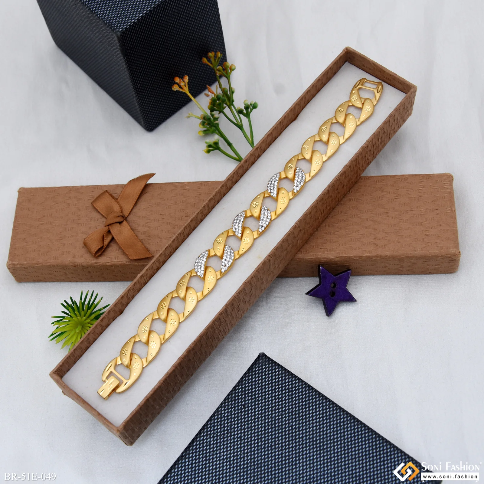 1 Gram Gold Plated Glittering Design Link Bracelet for Men - Style E049 - Image 4