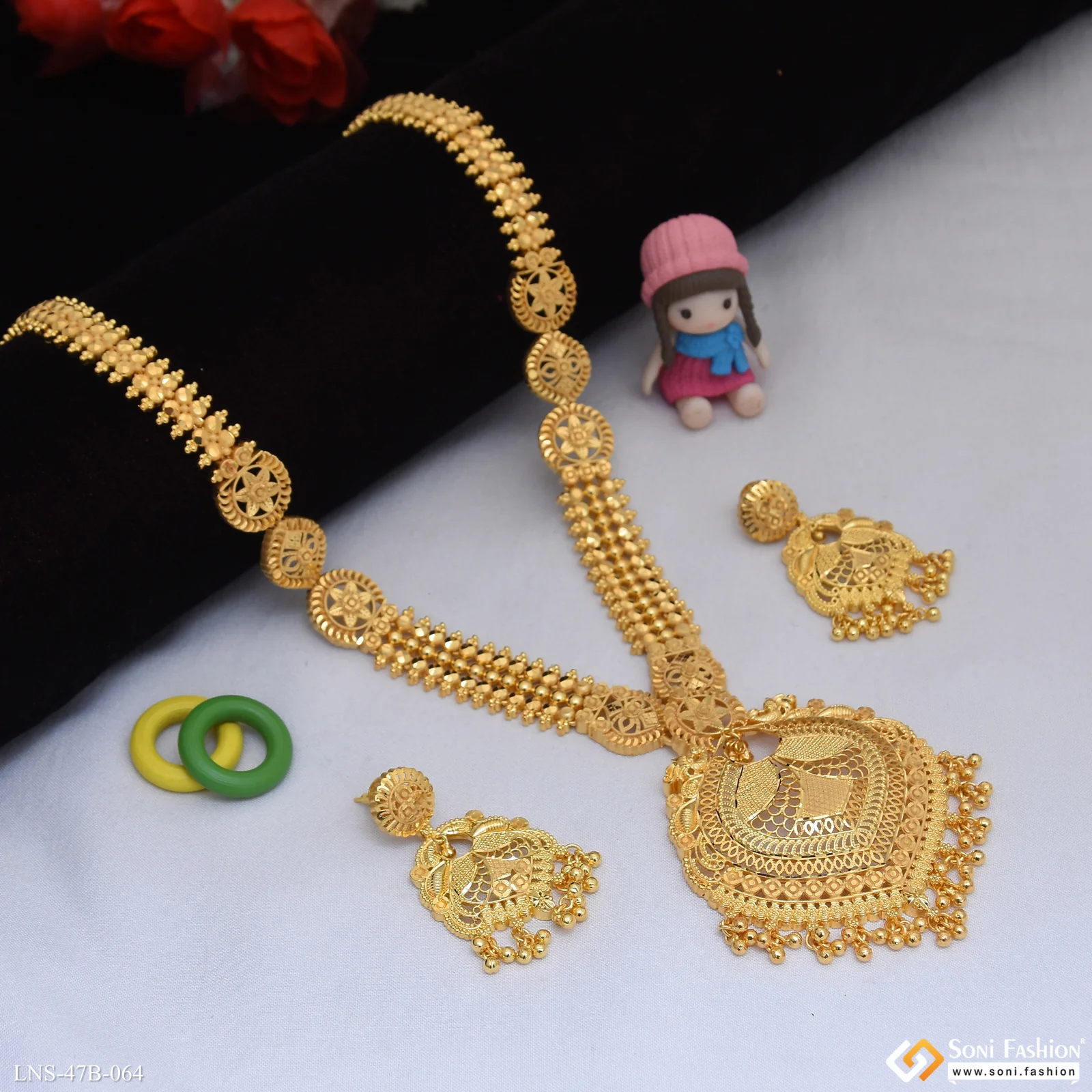 1 Gram Gold Plated Gorgeous Design Necklace Set for Women - Style B064 - Image 4