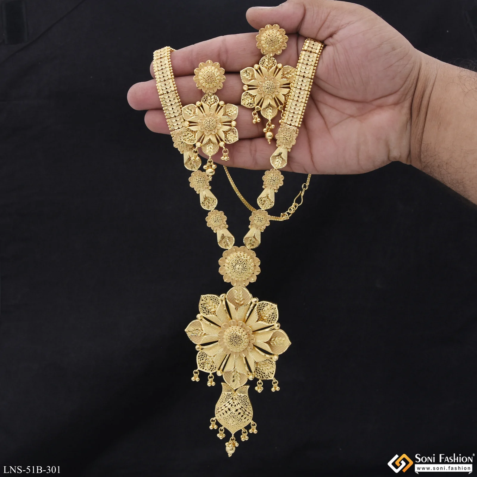 1 Gram Gold Plated Graceful Design Necklace Set for Women - Style B301 - Image 2