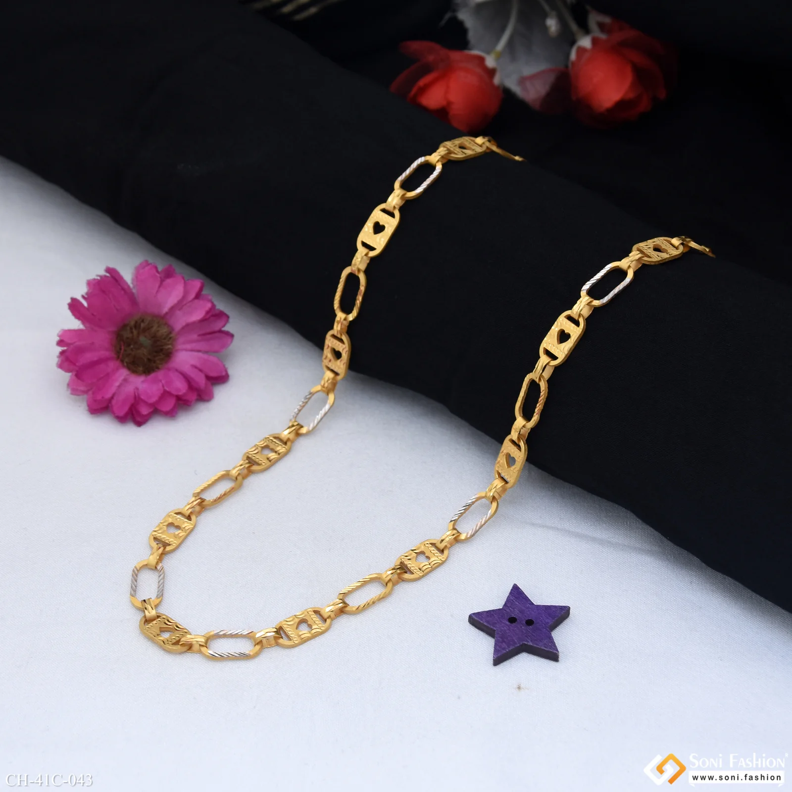 1 Gram Gold Plated Heart Nawabi Sophisticated Design Chain for Men - Style C043 - Image 4