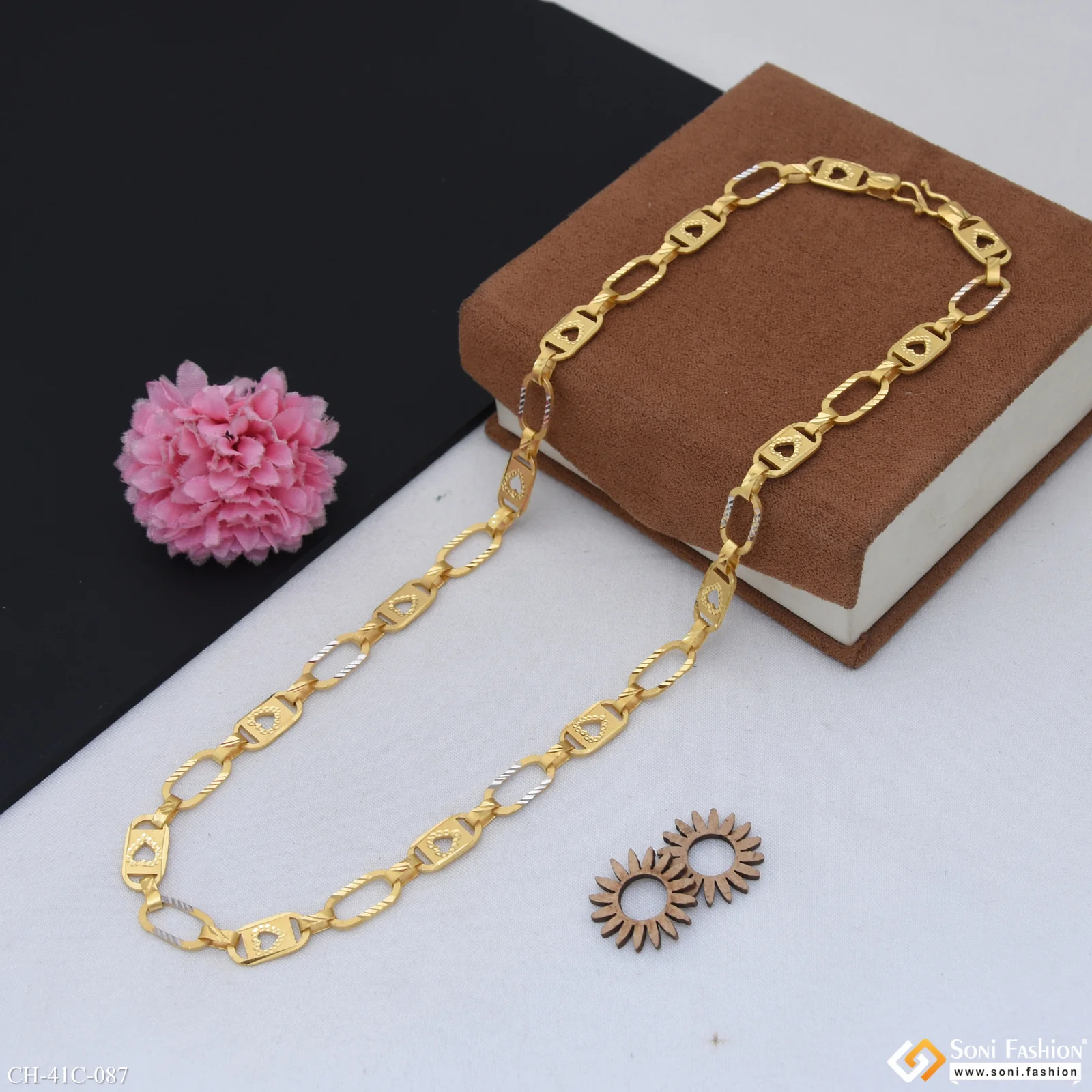 1 Gram Gold Plated Heart Nawabi Sophisticated Design Chain for Men - Style C087 - Image 6