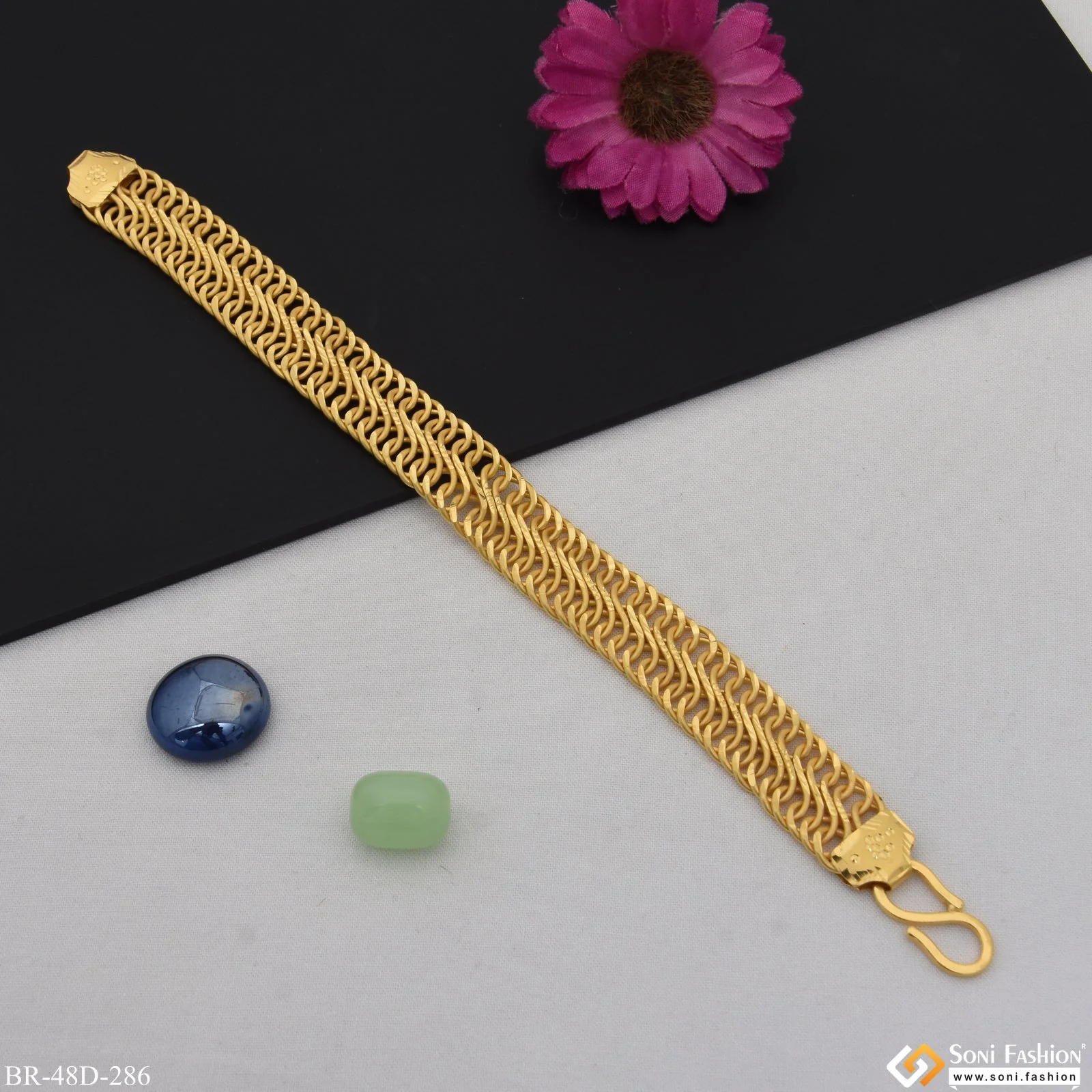 1 Gram Gold Plated Linked Amazing Design Bracelet for Men - Style D286 - Image 4