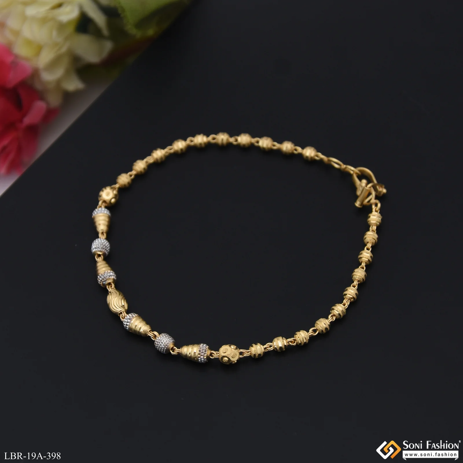 1 Gram Gold Plated New Style Bracelet for Ladies - Style A398