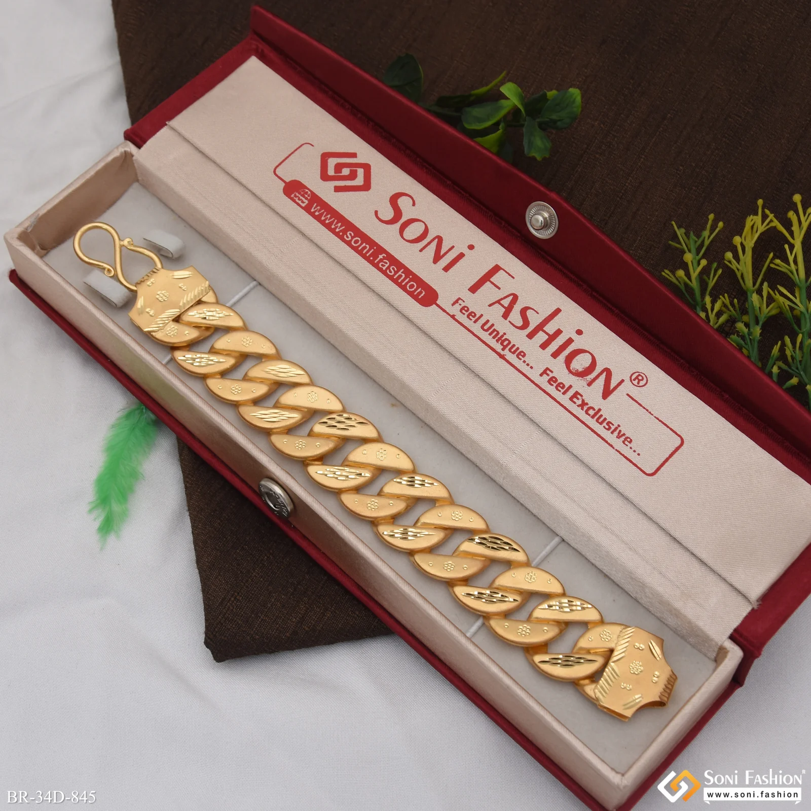 1 Gram Gold Plated Popular Design Pokal Bracelet for Men - Style D845