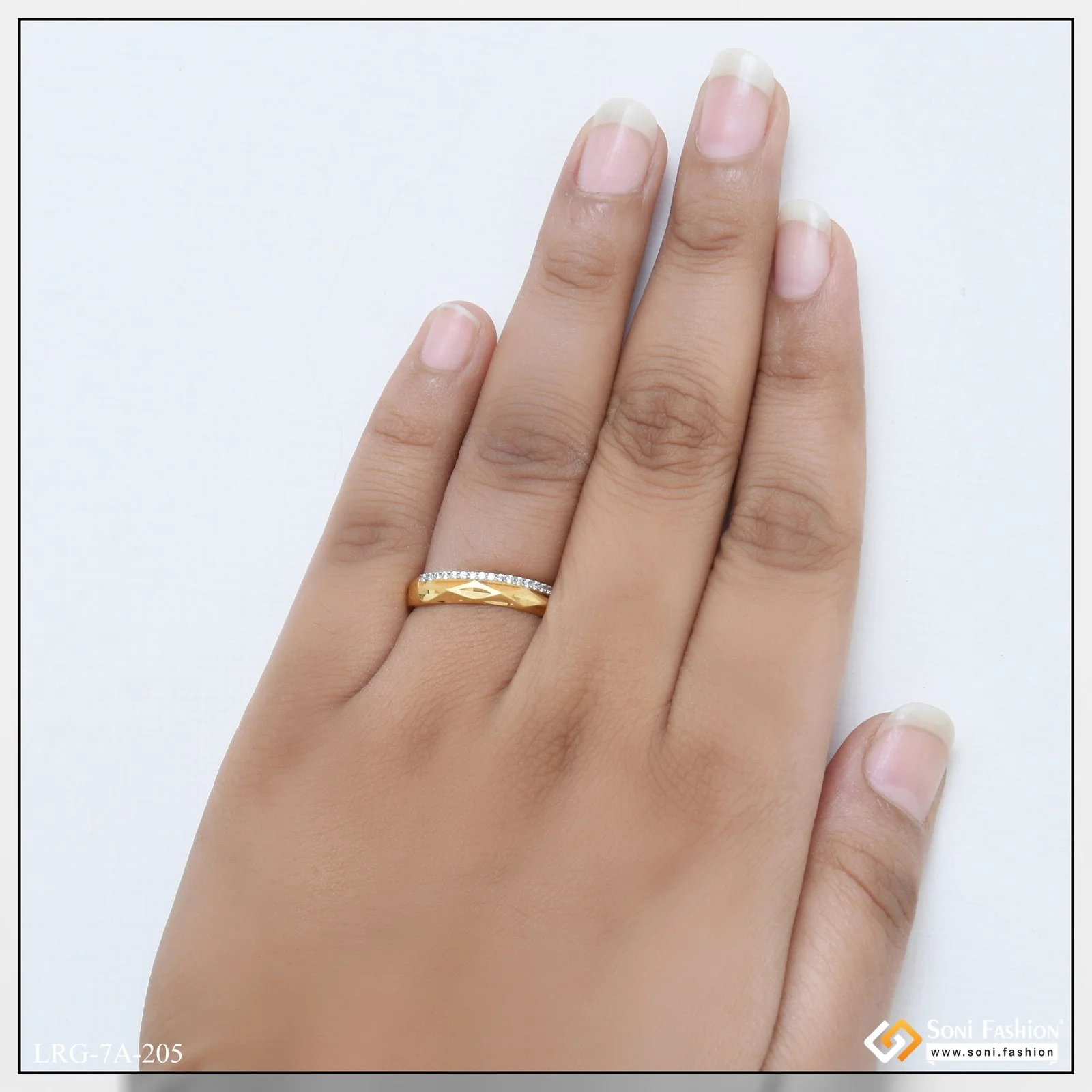 1 Gram Gold Plated with Diamond Beautiful Design Ring for Ladies - Style A205