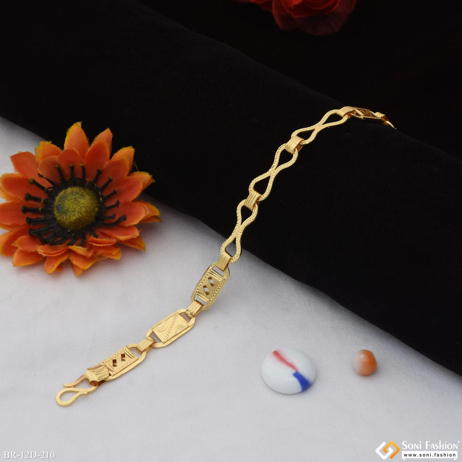 2 In 1 Sophisticated Design Gold Plated Nawabi Bracelet for Men - Style D210 - Image 3