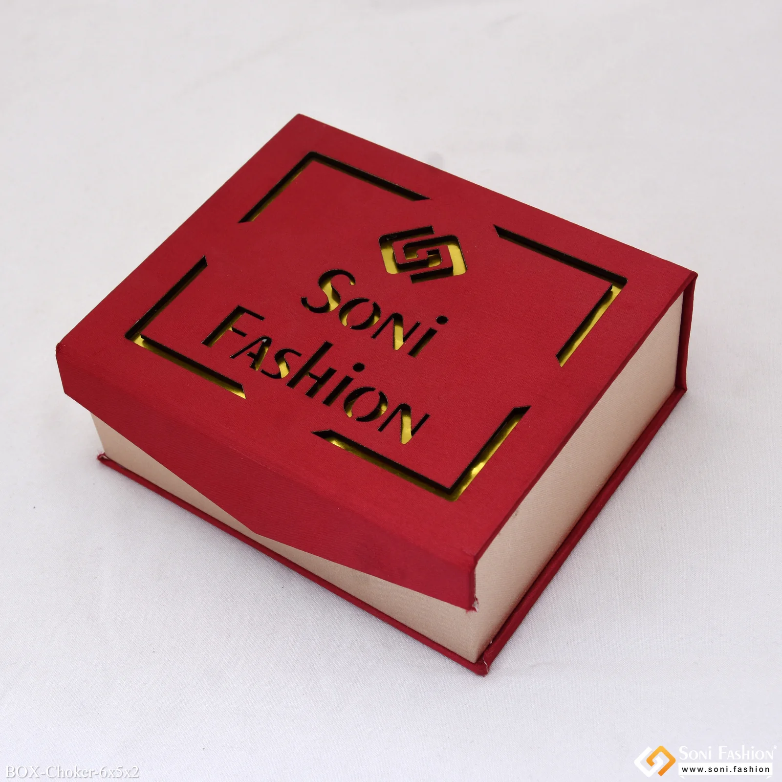 6x5 Inch Box for Choker Necklace Set, Big Chain - Premium Velvet & Satin Jewellery Box - Image 3