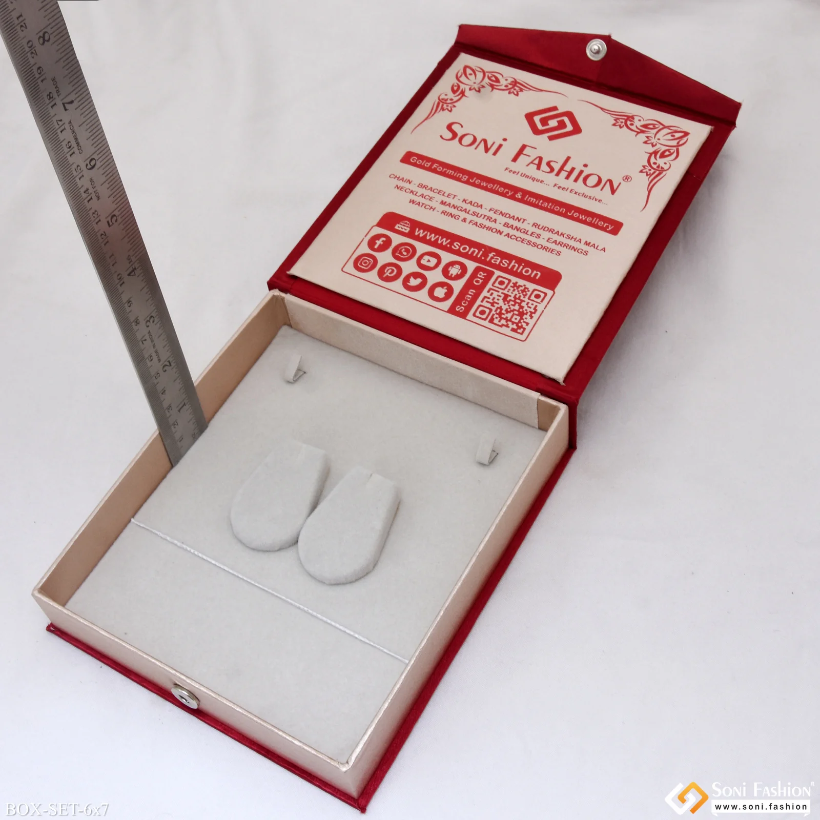 6x7 Inch Box for Necklace Set, Mangalsutra Set - Premium Velvet & Satin Jewellery Box - Image 4