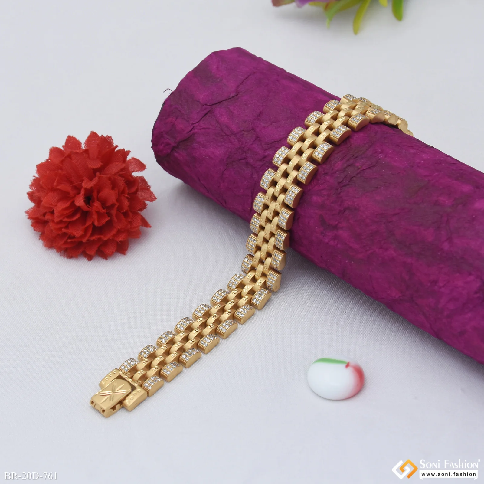 Amazing Design Gold Plated Bracelet for Men - Style D761 - Image 3