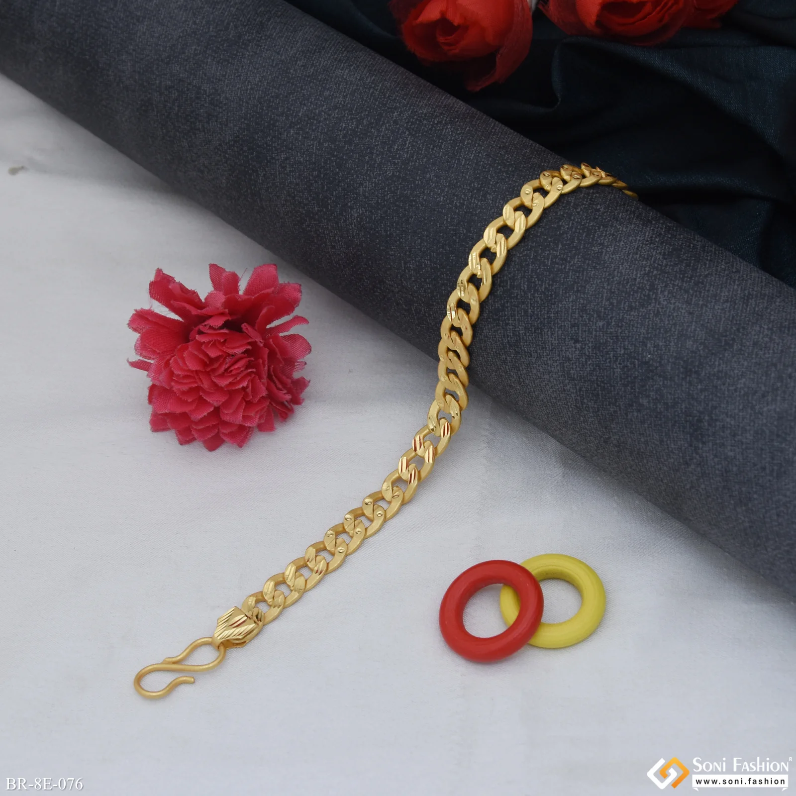 Amazing Design Gold Plated Link Bracelet for Men - Style E076 - Image 3