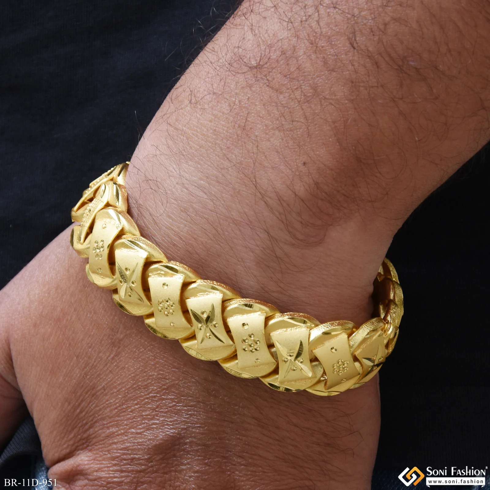 Amazing Design Gold Plated Pokal Bracelet for Men - Style D951 - Image 2