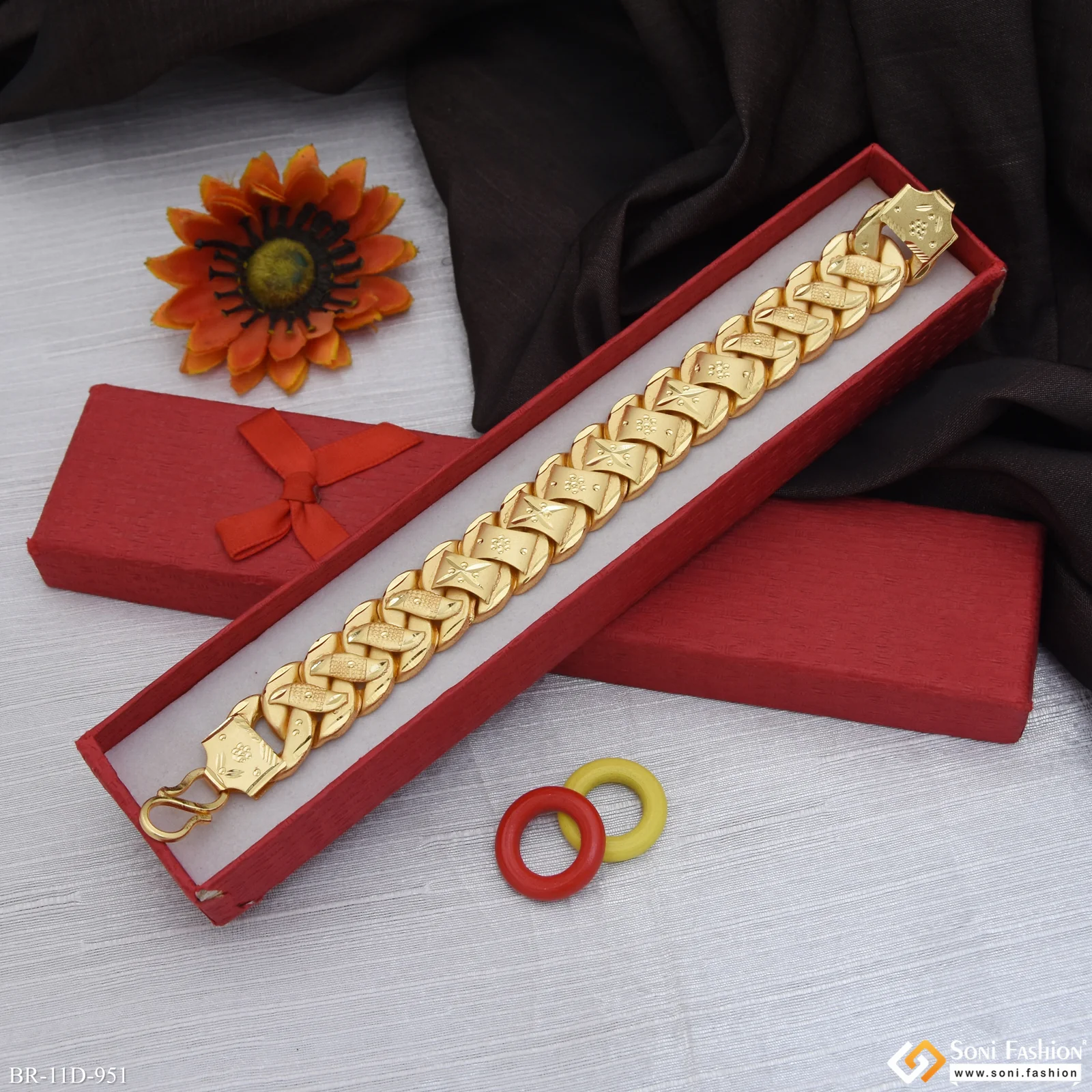 Amazing Design Gold Plated Pokal Bracelet for Men - Style D951 - Image 6
