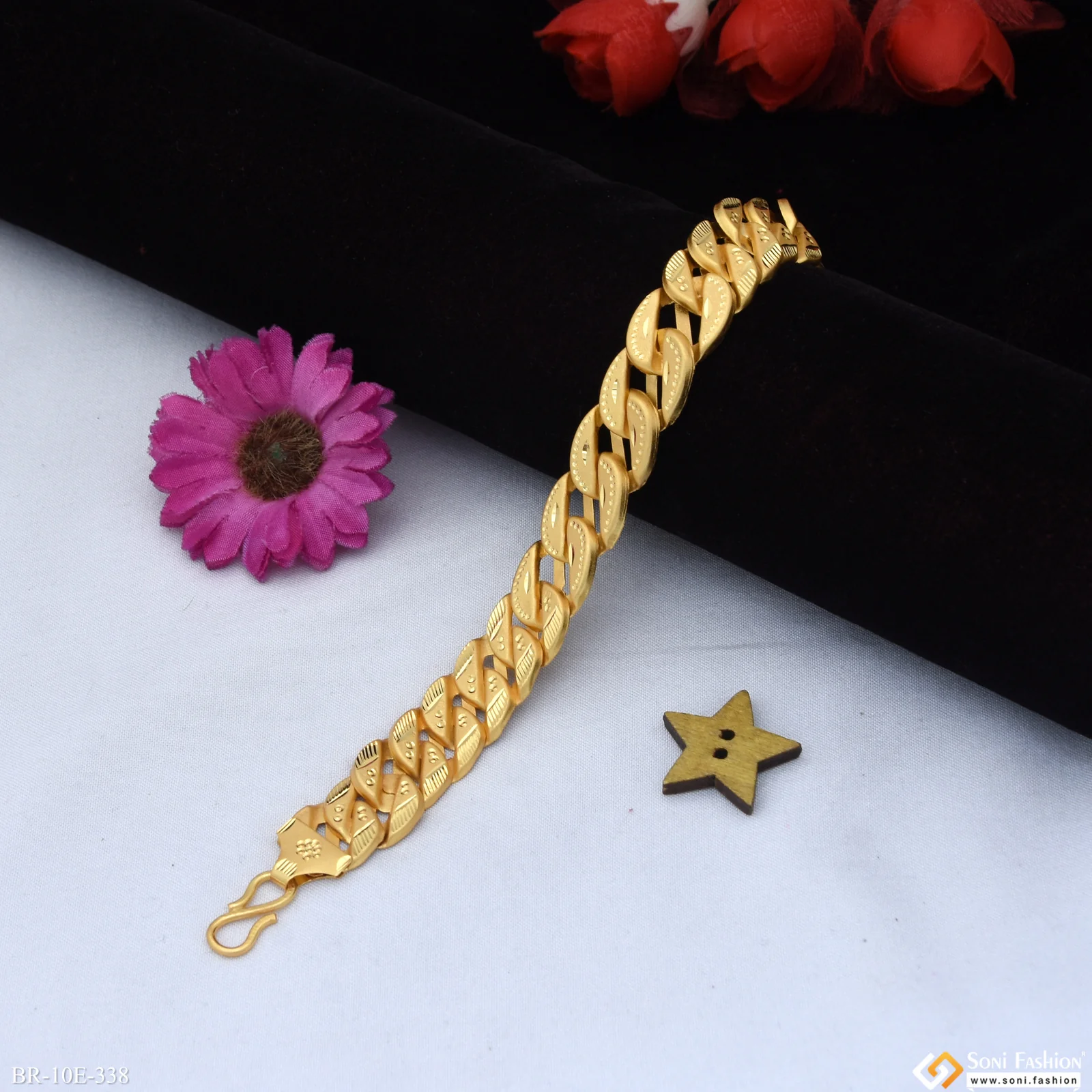 Amazing Design Gold Plated Pokal Bracelet for Men - Style E338 - Image 5