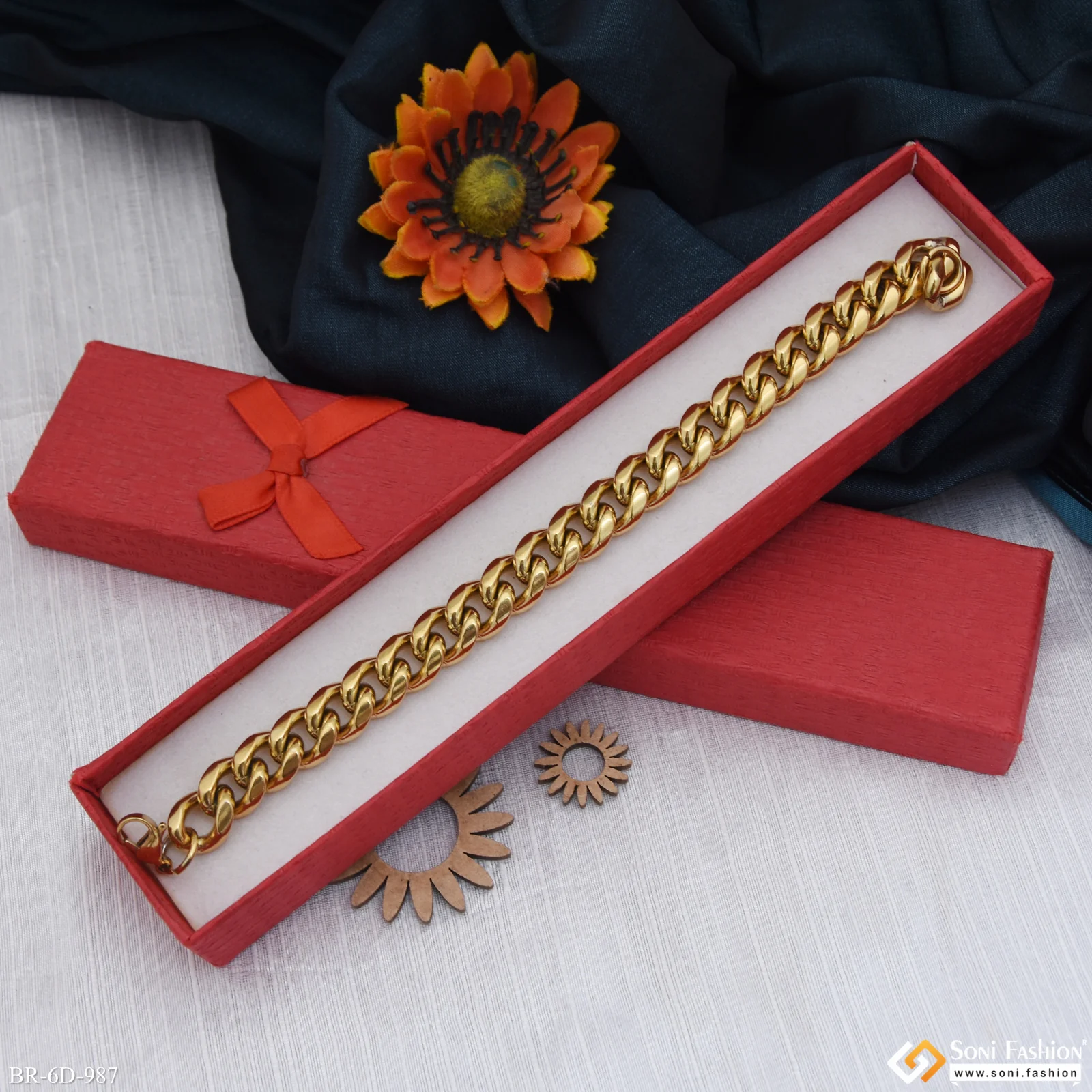 Amazing Design Golden Color Cuban Link Bracelet for Men - Style D987 - Image 2