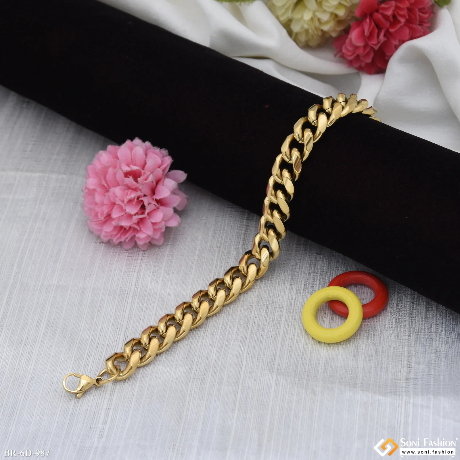 Amazing Design Golden Color Cuban Link Bracelet for Men - Style D987 - Image 4