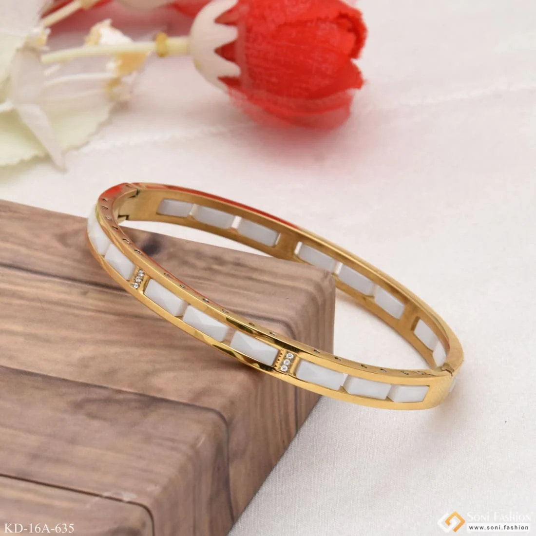 Antique Design White Ceramic with Diamond Golden Color Kada - Style A635 - Image 3