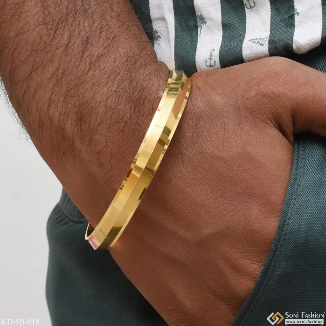 Artisanal Design Exciting Design High-Quality Gold Plated Kada for Men - Style B018 - Image 6