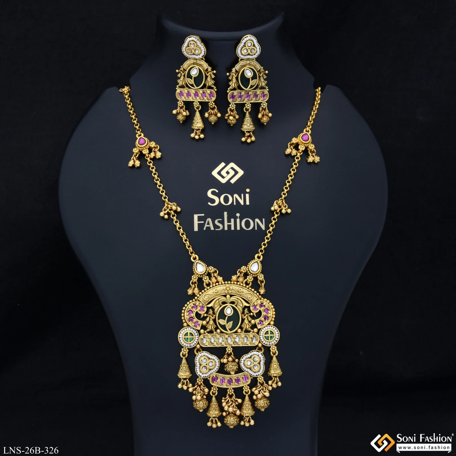 Artisanal Design Gold Plated Antique Necklace Set for Women - Style B326