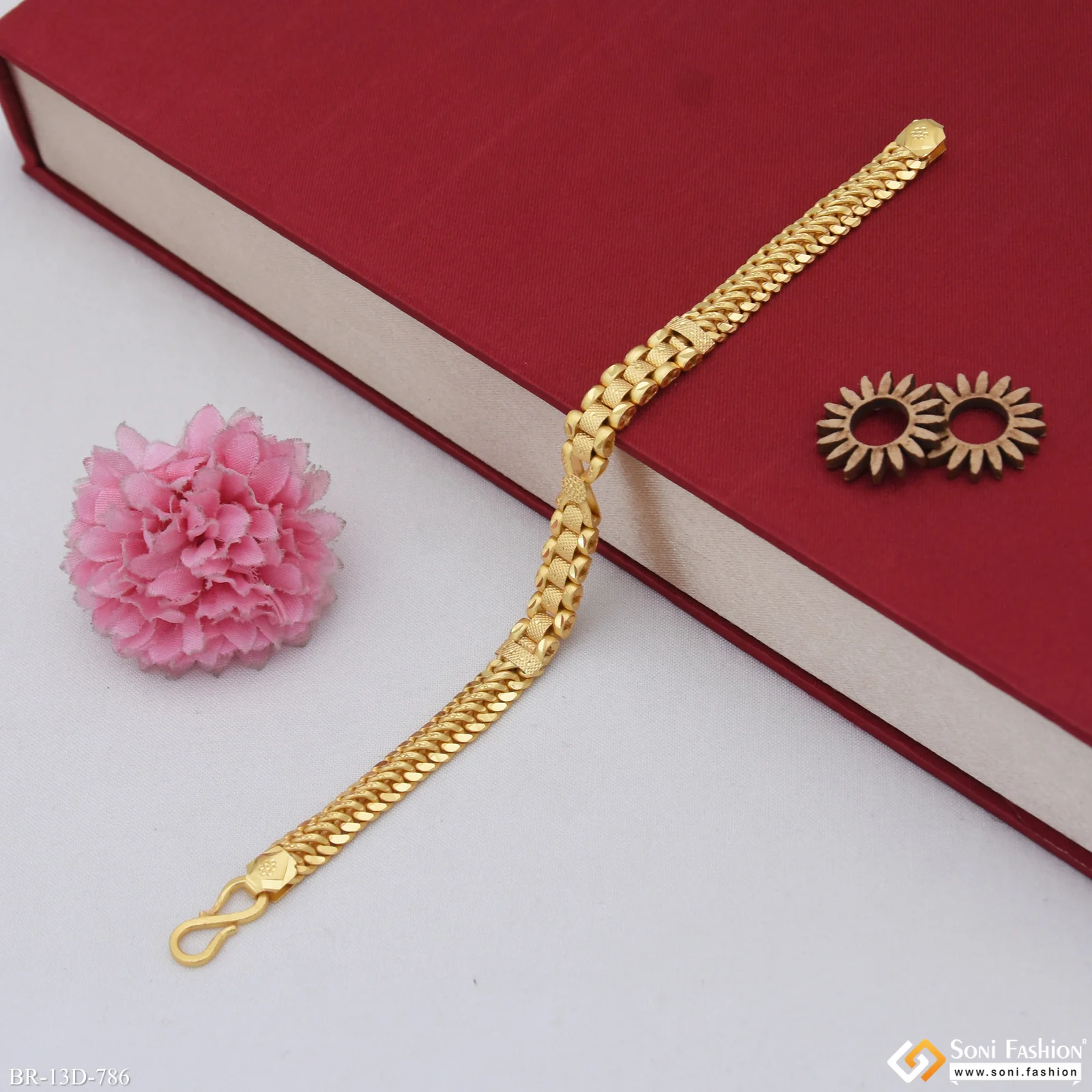 Artisanal Design Gold Plated Box Bracelet for Men - Style D786 - Image 5