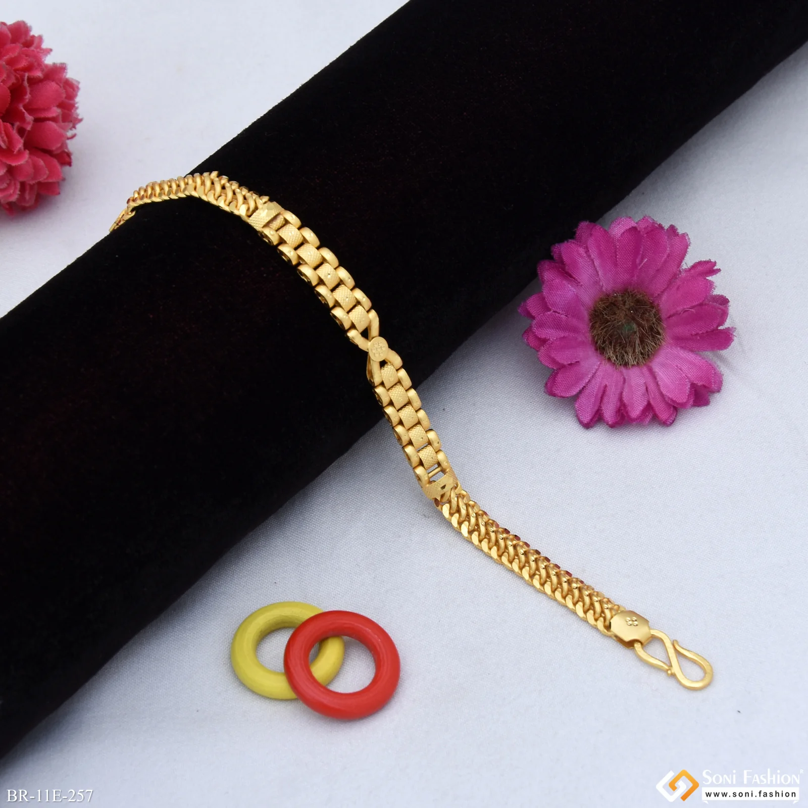 Artisanal Design Gold Plated Box Bracelet for Men - Style E257 - Image 4