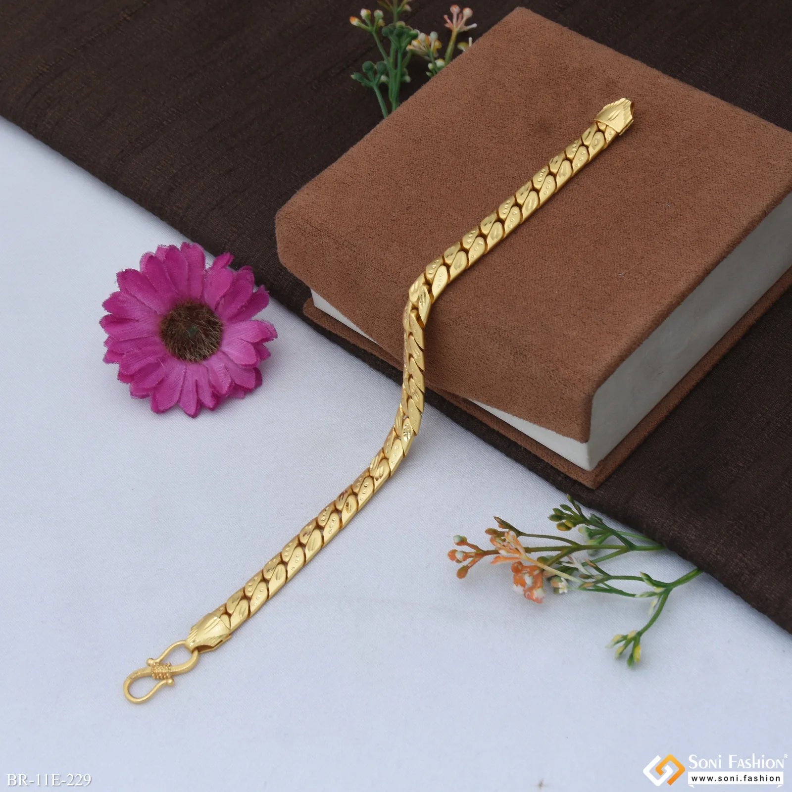 Artisanal Design Gold Plated Bracelet for Men - Style E229 - Image 3