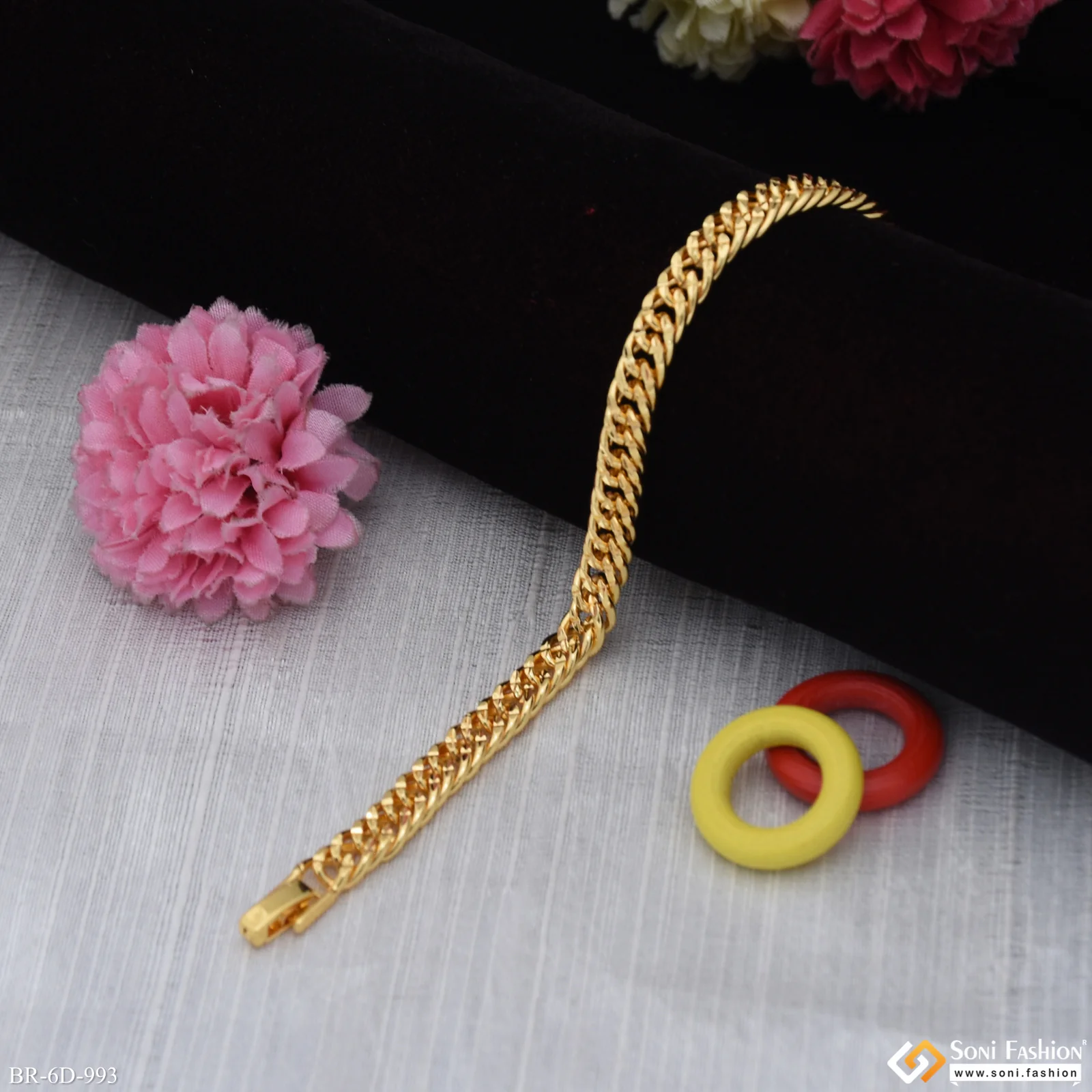 Artisanal Design Gold Plated Link Bracelet for Men - Style D993 - Image 4