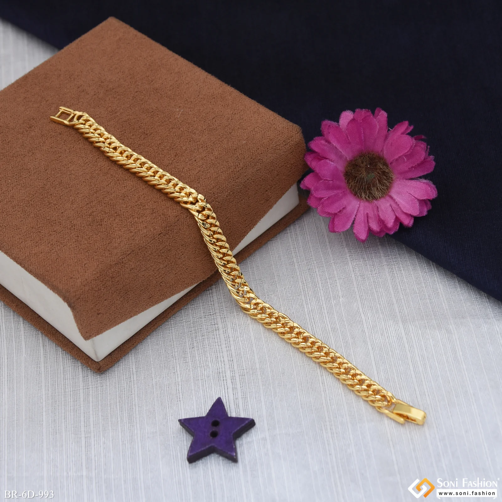 Artisanal Design Gold Plated Link Bracelet for Men - Style D993 - Image 5