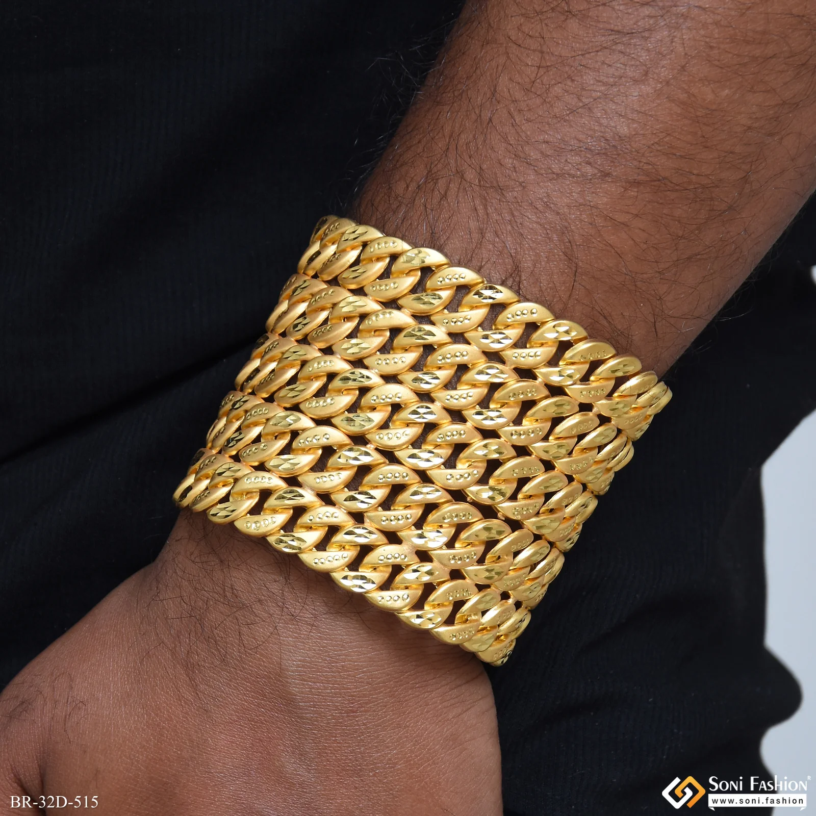 Artisanal Design Gold Plated Pokal Bracelet for Men - Style D515 - Image 4