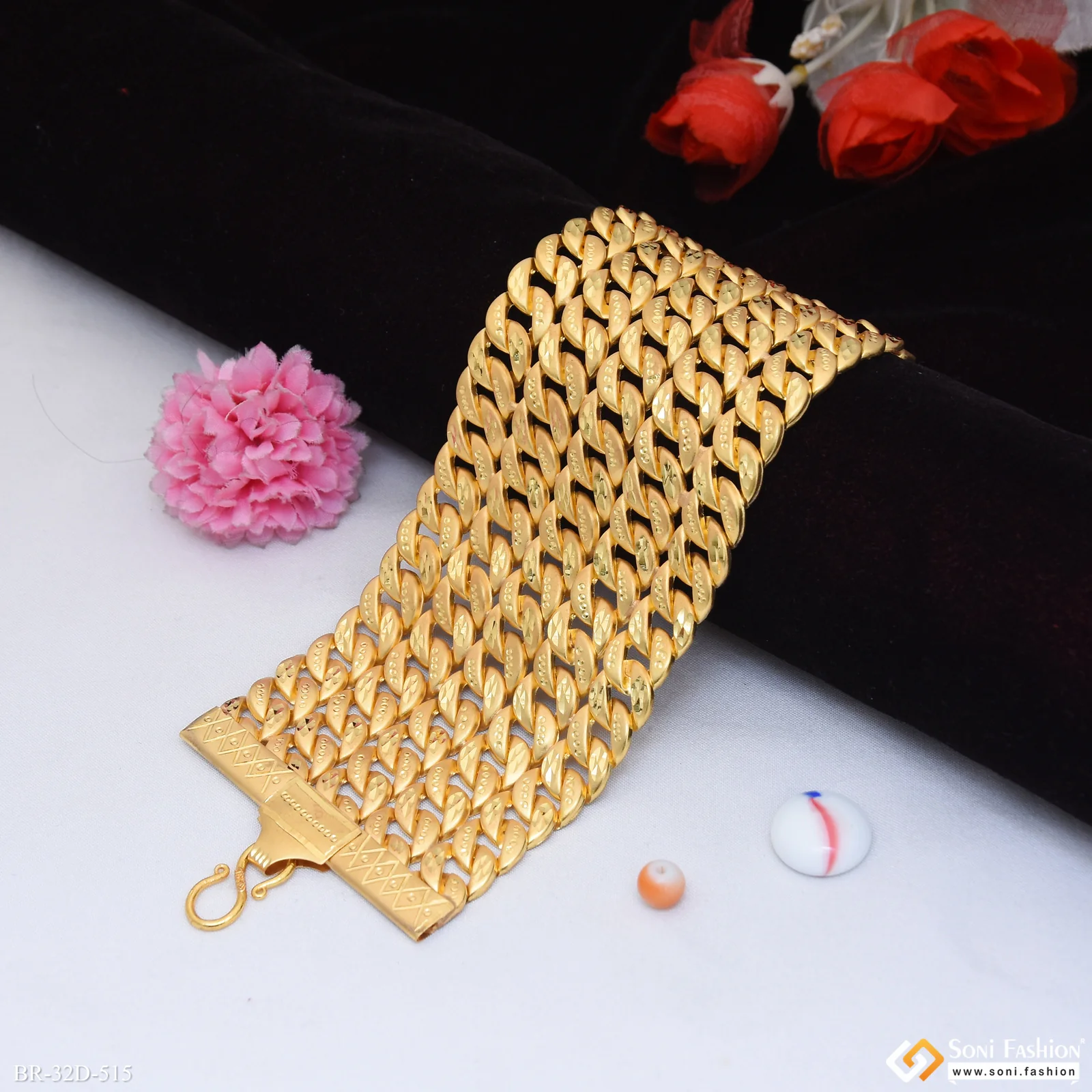 Artisanal Design Gold Plated Pokal Bracelet for Men - Style D515 - Image 5