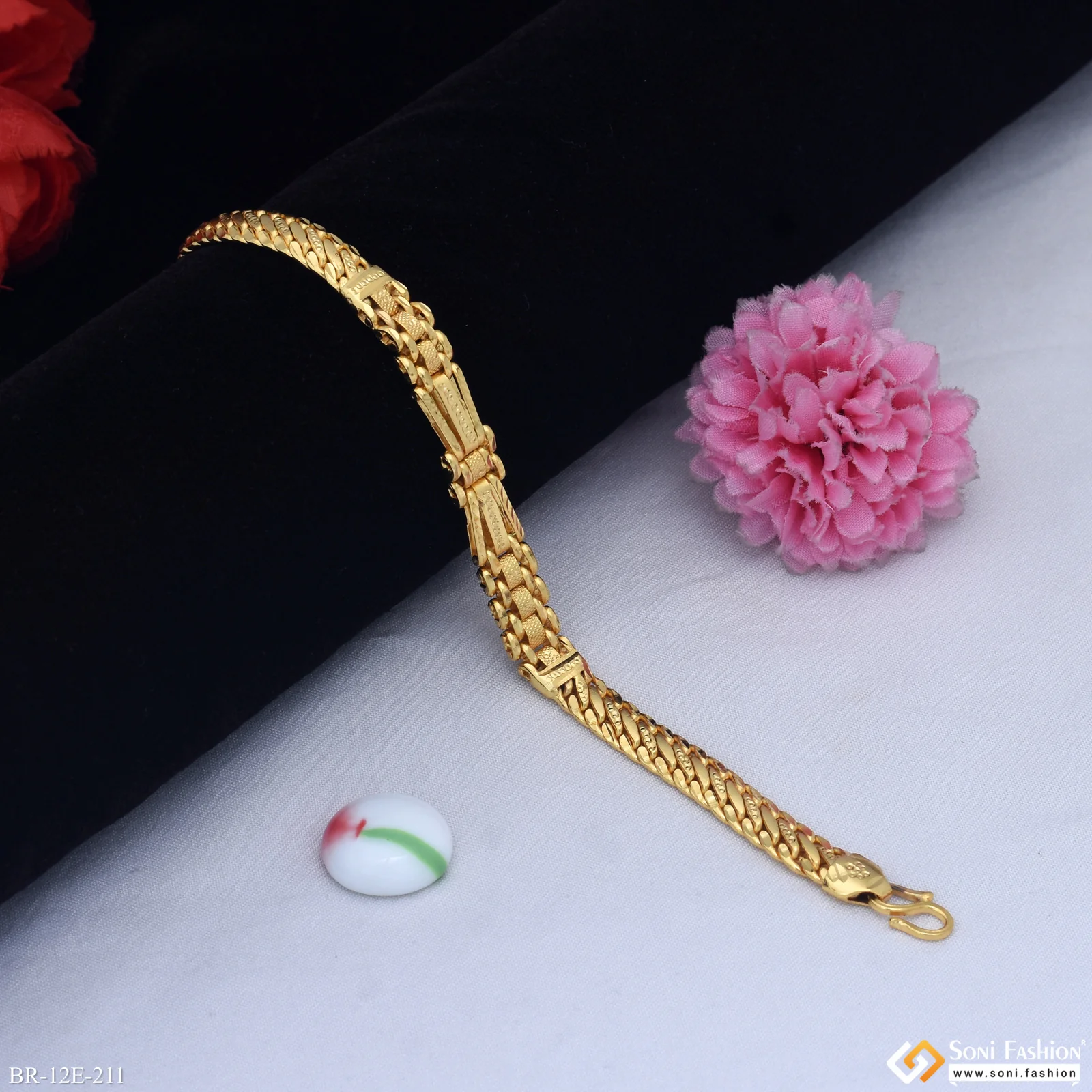Awesome Design Gold Plated Box Bracelet for Men - Style E211 - Image 5