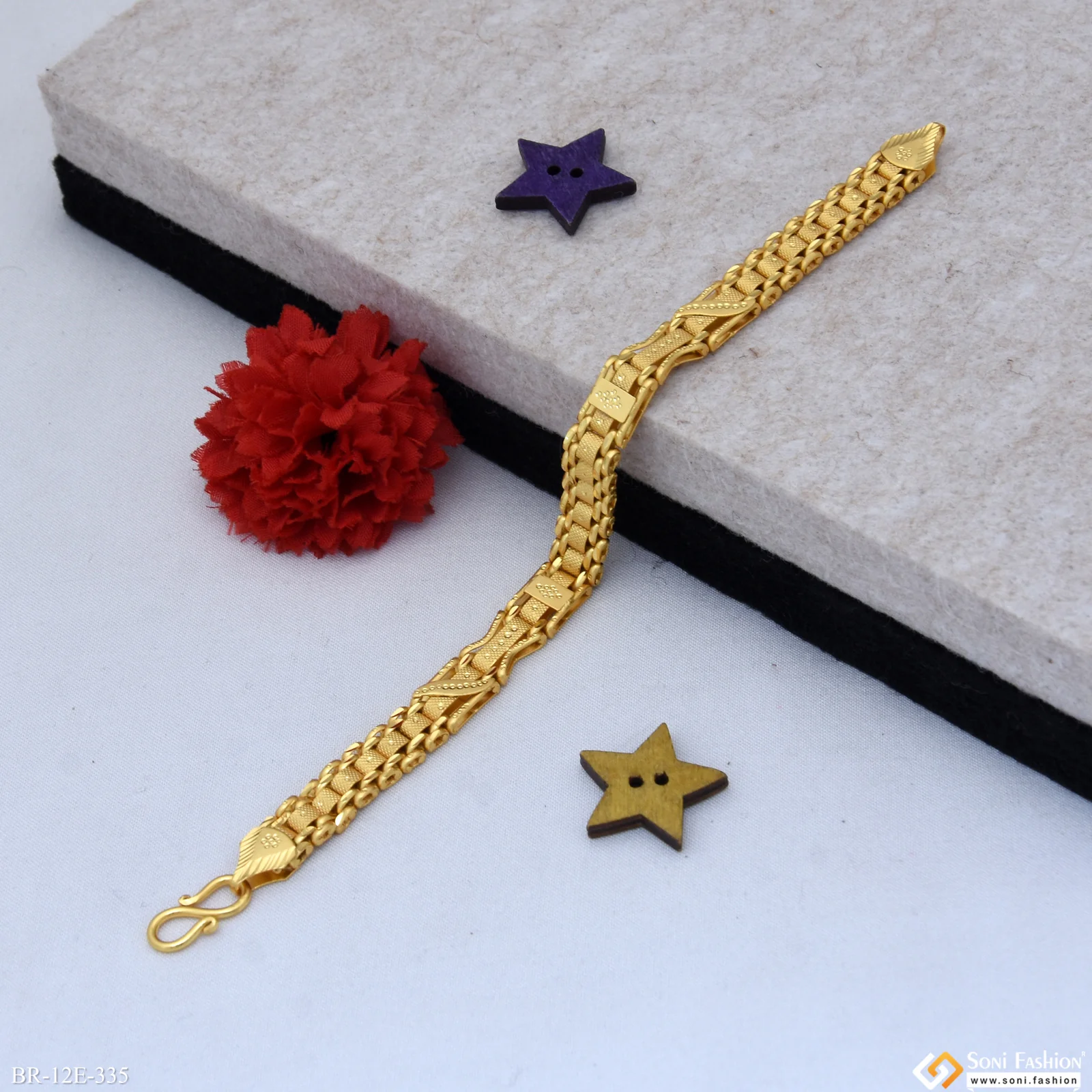 Awesome Design Gold Plated Box Bracelet for Men - Style E335 - Image 4
