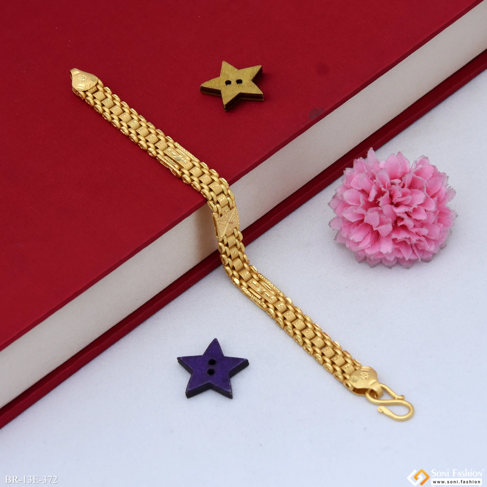 Awesome Design Gold Plated Box Bracelet for Men - Style E372 - Image 4