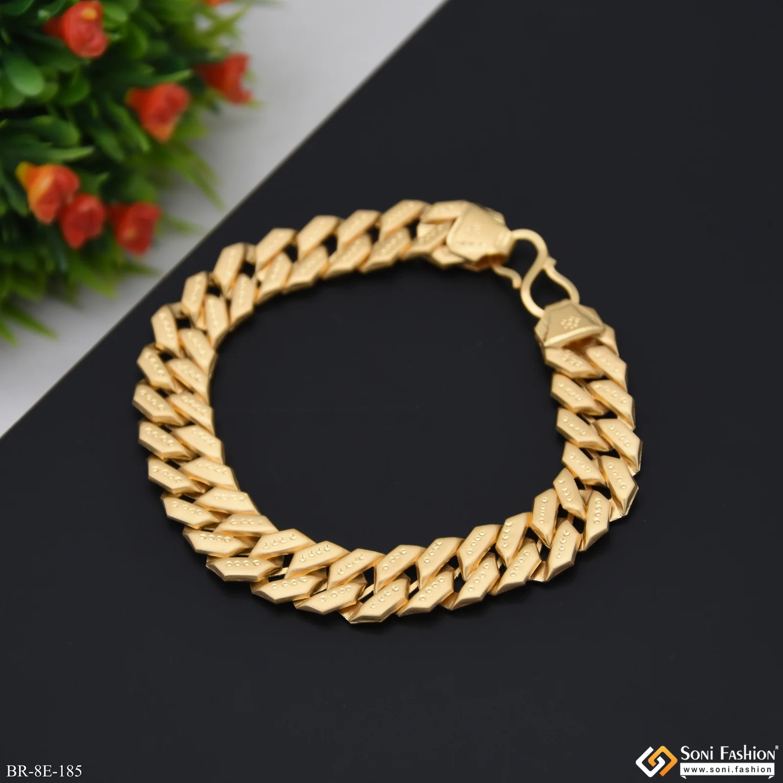 Awesome Design Gold Plated Pokal Bracelet for Men - Style E185 - Image 4