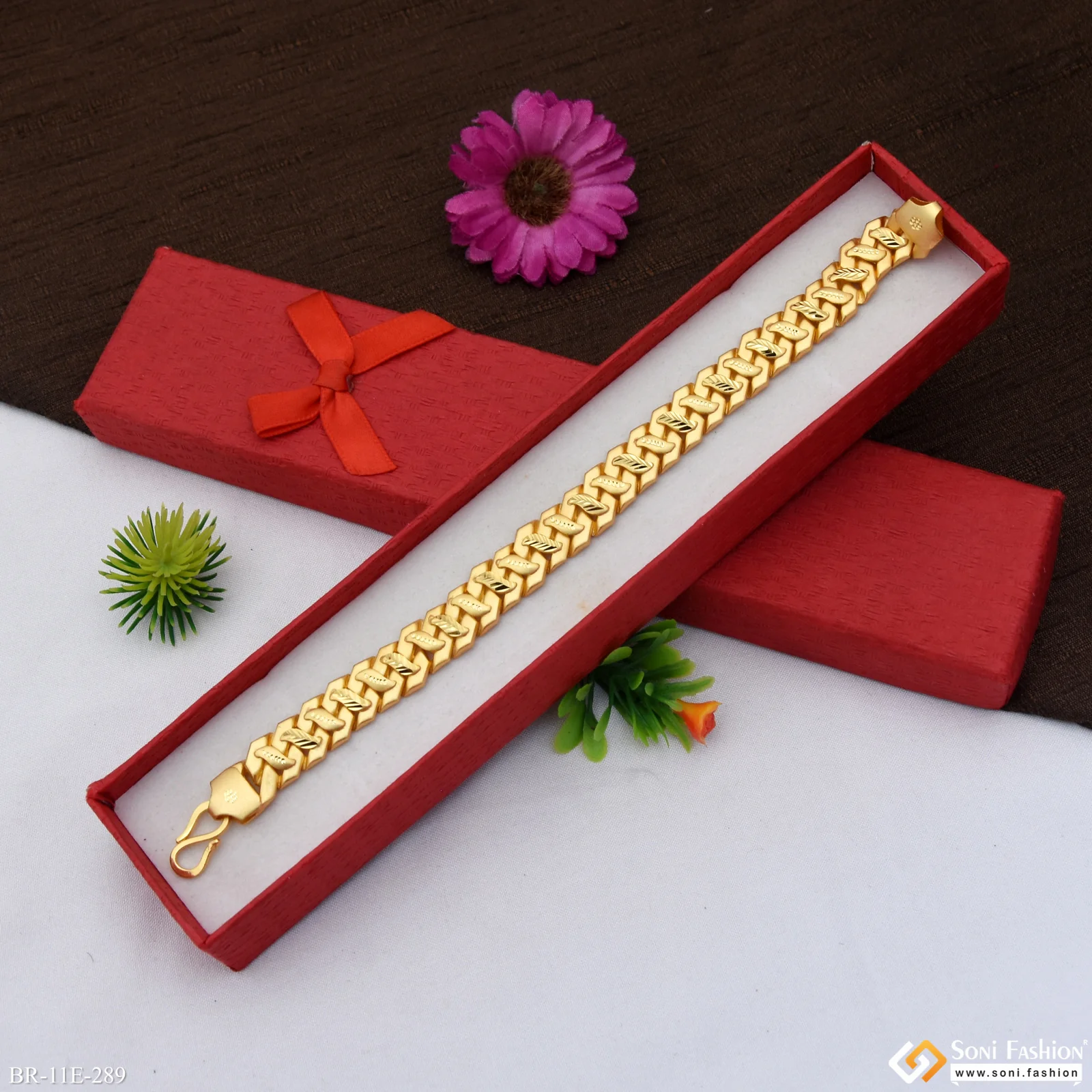 Awesome Design Gold Plated Pokal Bracelet for Men - Style E289 - Image 2