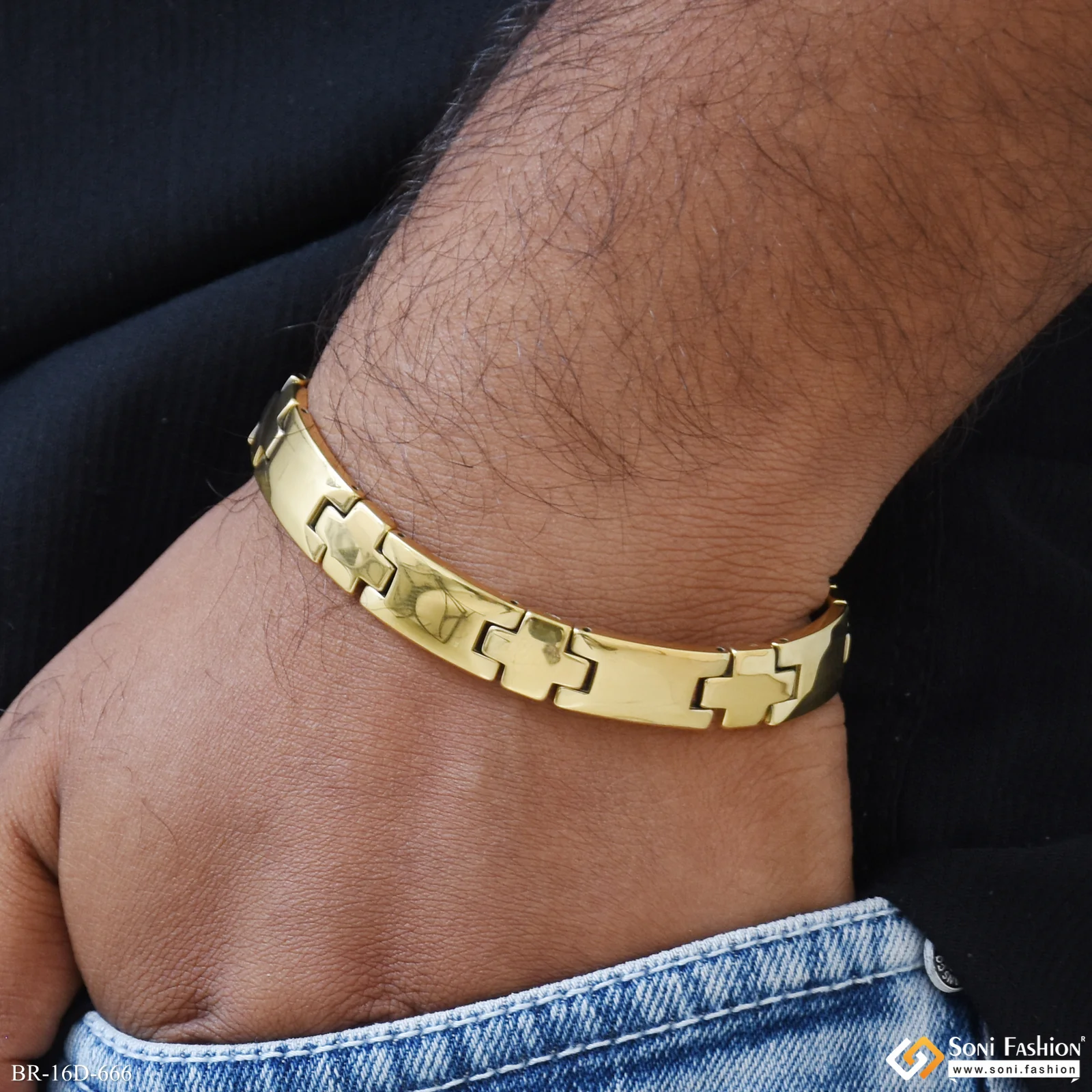 Awesome Design Golden Color Stainless Steel Bracelet for Men - Style D666 - Image 2