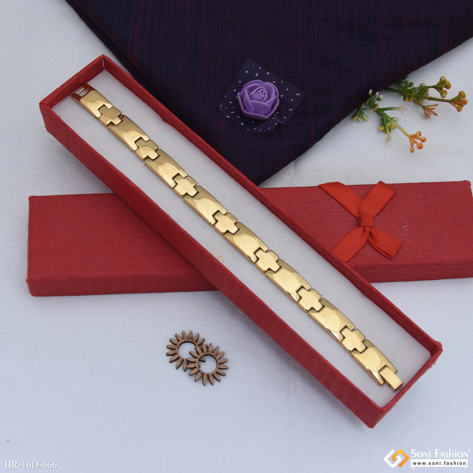 Awesome Design Golden Color Stainless Steel Bracelet for Men - Style D666 - Image 4