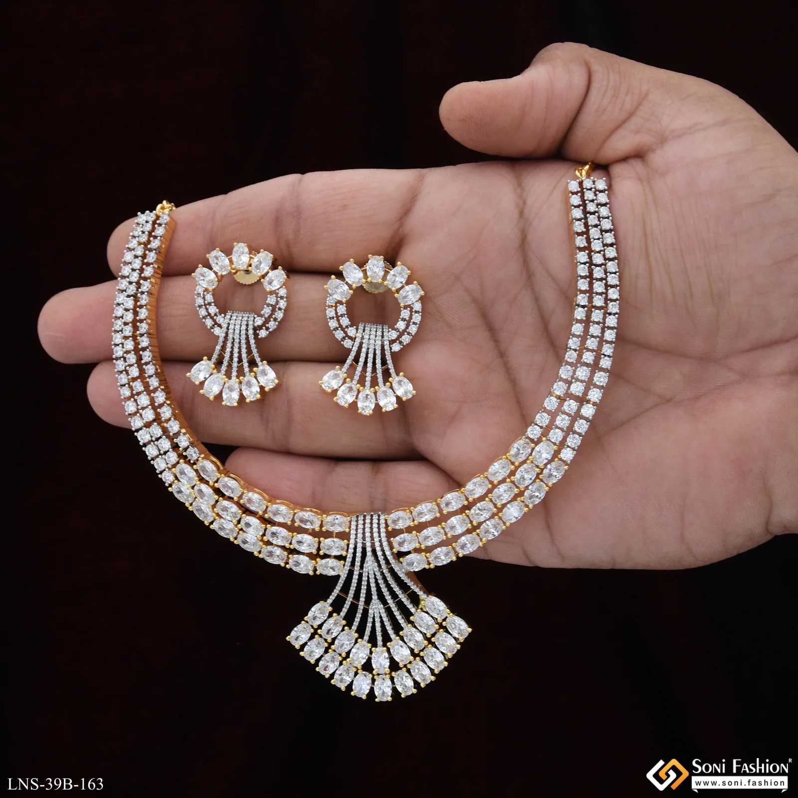 Beautiful Design Gold Plated Diamond Necklace Set for Ladies - Style B163 - Image 5
