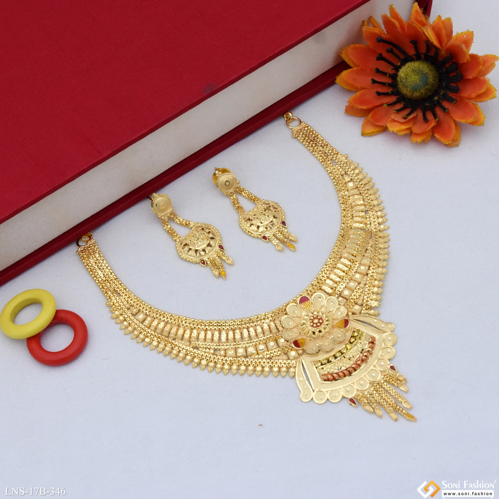 Beautiful Design Gold Plated Necklace Set for Women - Style B346 - Image 4