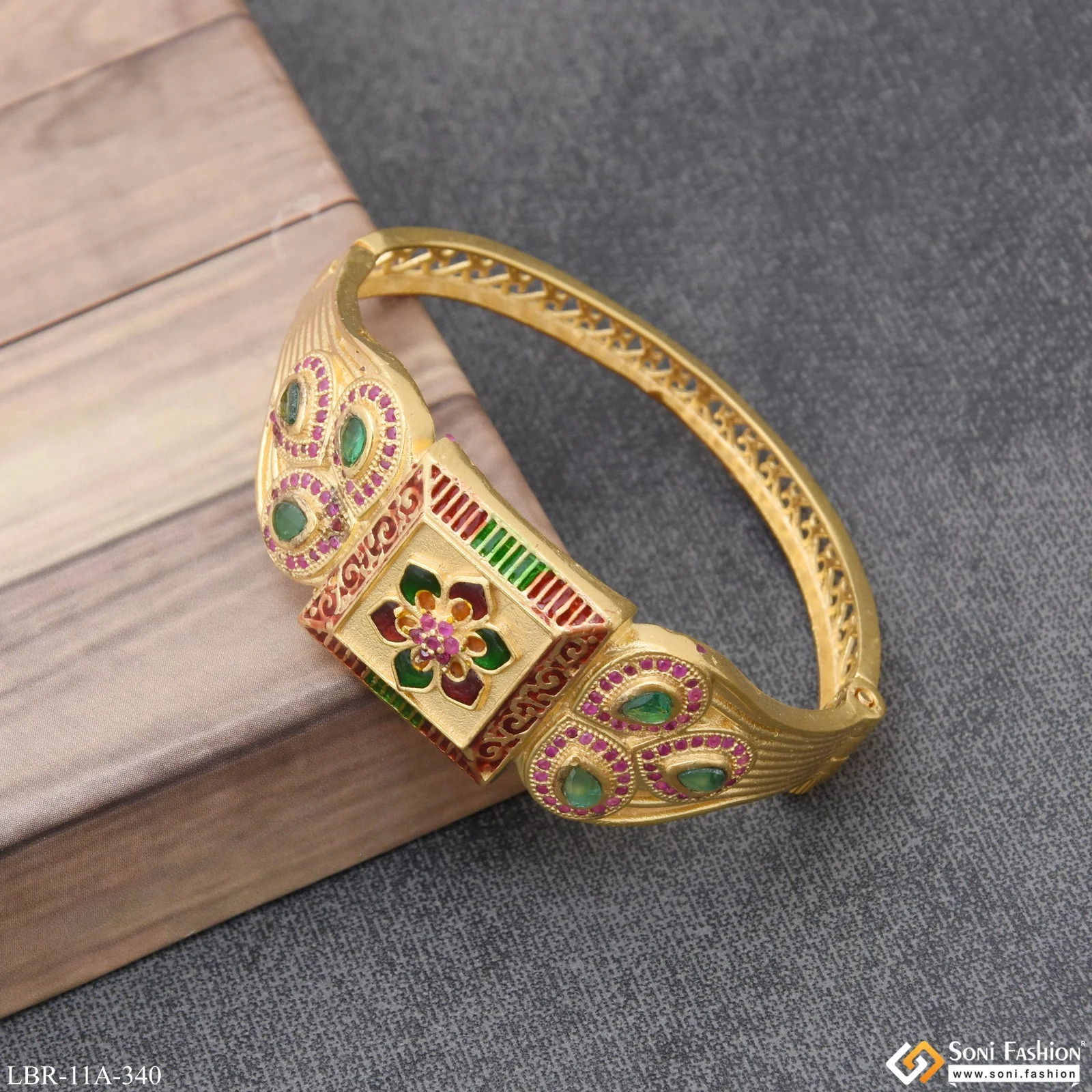 Beautiful Design Magnificent Design Gold Plated Bracelet for Women - Style A340 - Image 4