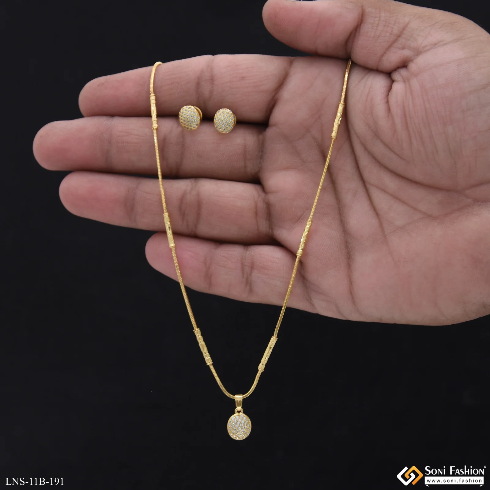 Best Quality Gold Plated Chain Pendant With Earrings for Ladies - Style B191 - Image 3