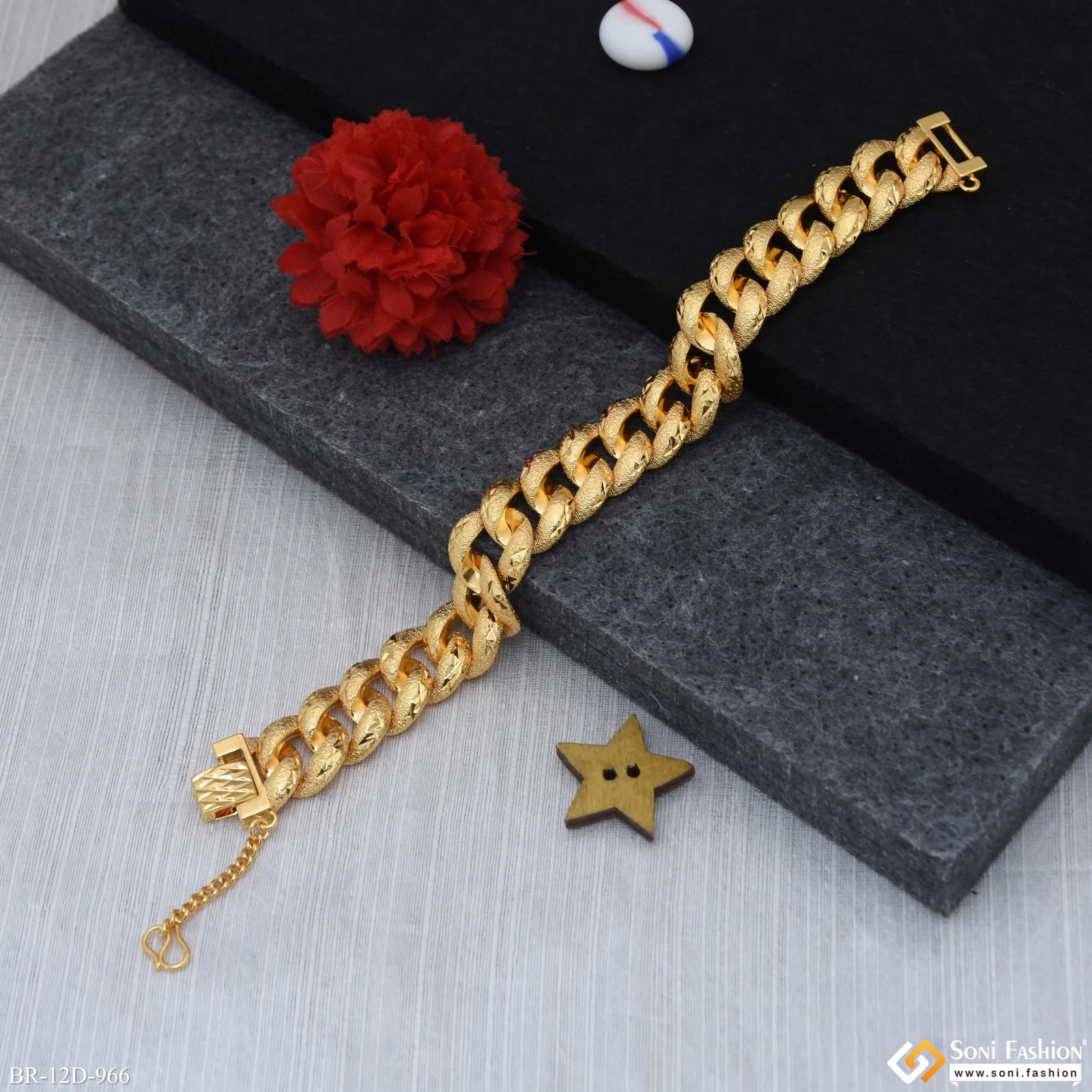 Best Quality Gold Plated Link Bracelet for Men - Style D966 - Image 3