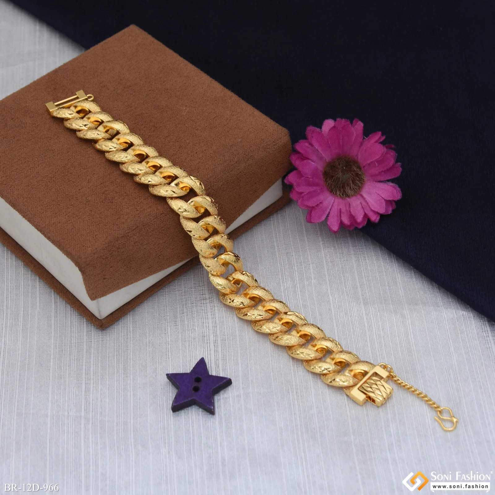Best Quality Gold Plated Link Bracelet for Men - Style D966 - Image 5